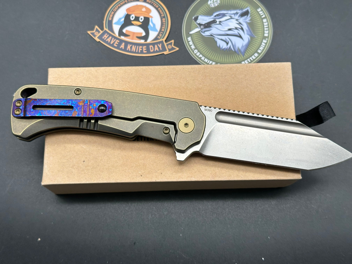 QSP Rhino Frame Lock Knife Bead Blasted Titanium Mokuti clip