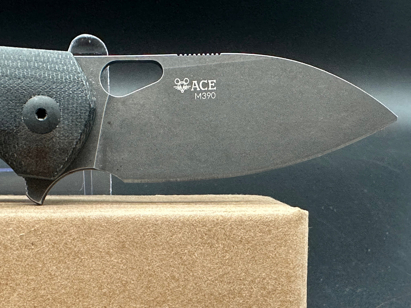 Giant Mouse Biblio Black Micarta