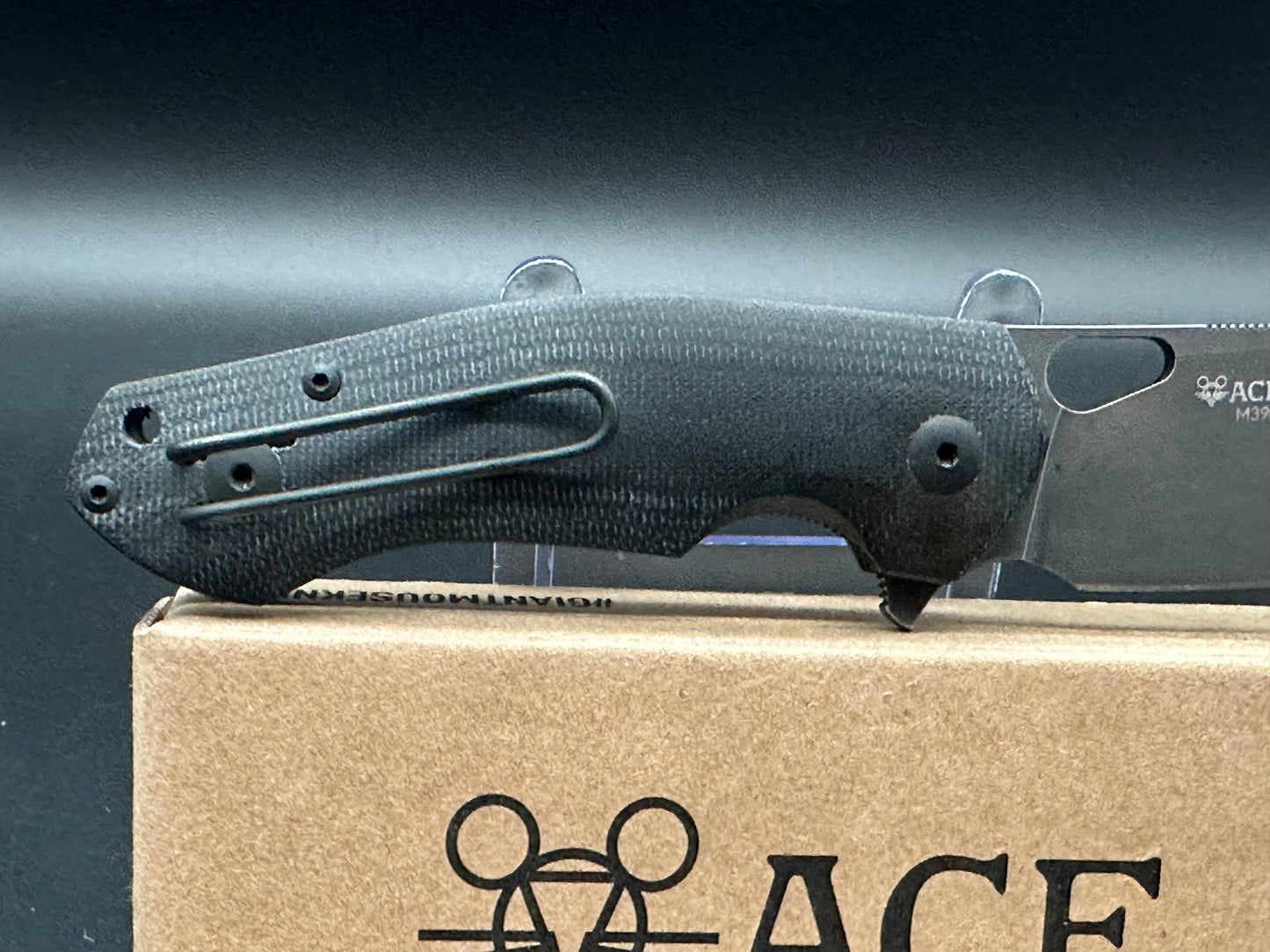 Giant Mouse Biblio Black Micarta