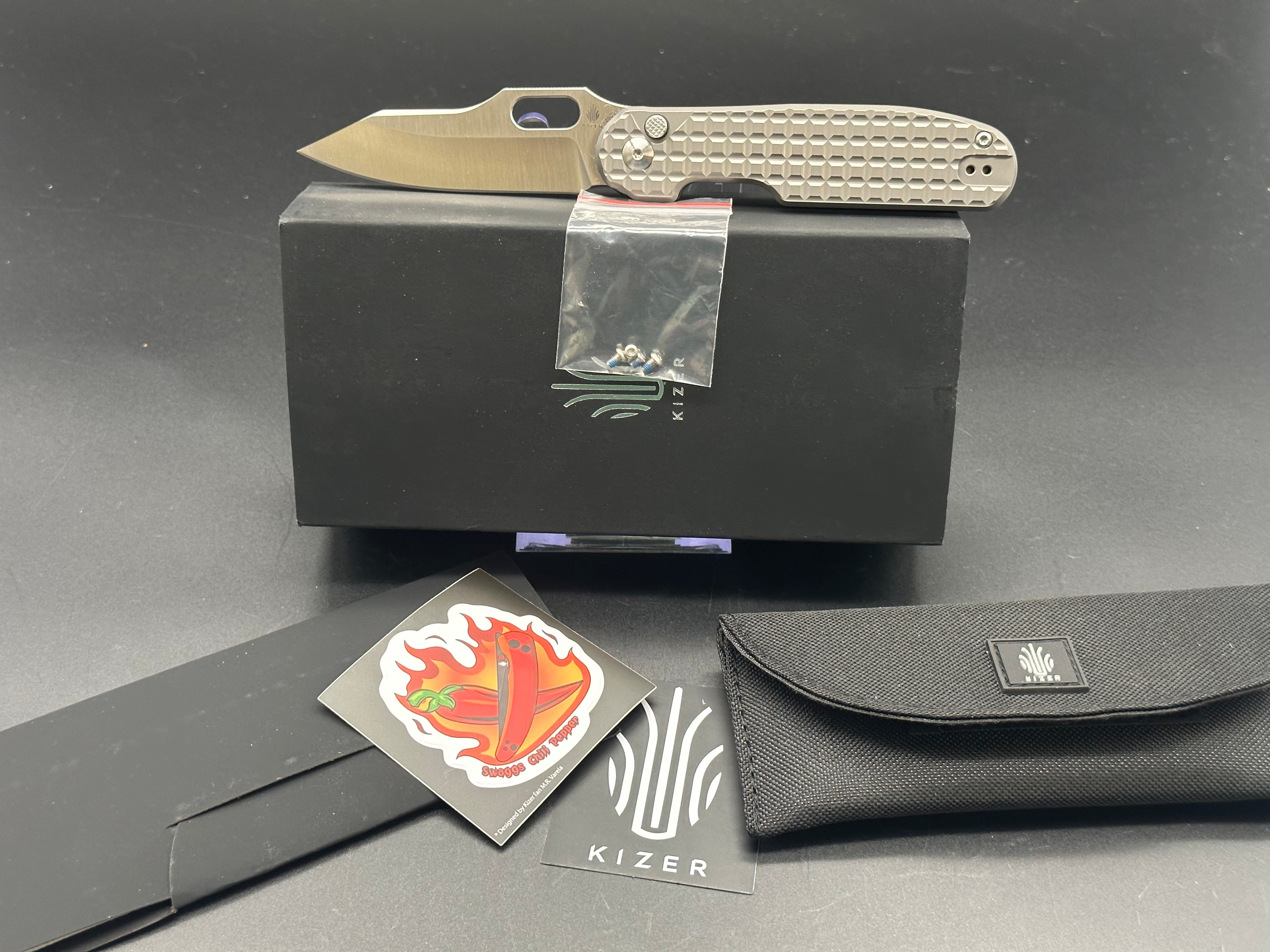 Kizer Cormorant Textured Titanium Button Lock 20CV