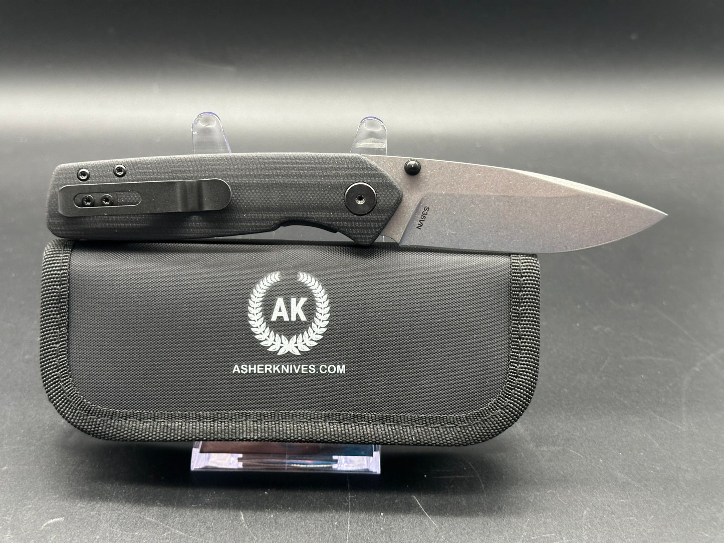 Asher Spiro TS (Thumb Studs), 3.2" S35VN Stonewash Blade with Black G10 Handle.