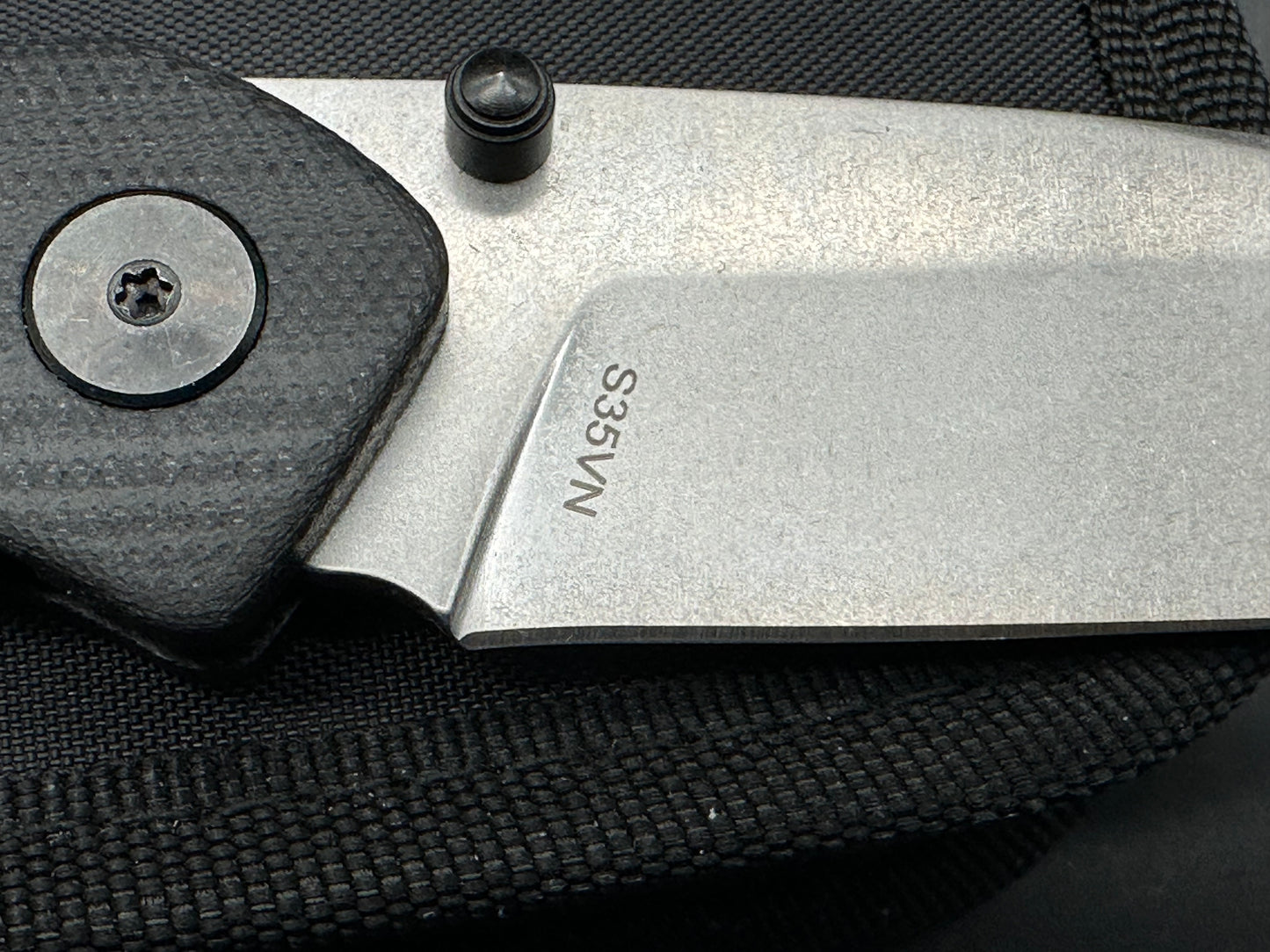 Asher Spiro TS (Thumb Studs), 3.2" S35VN Stonewash Blade with Black G10 Handle.