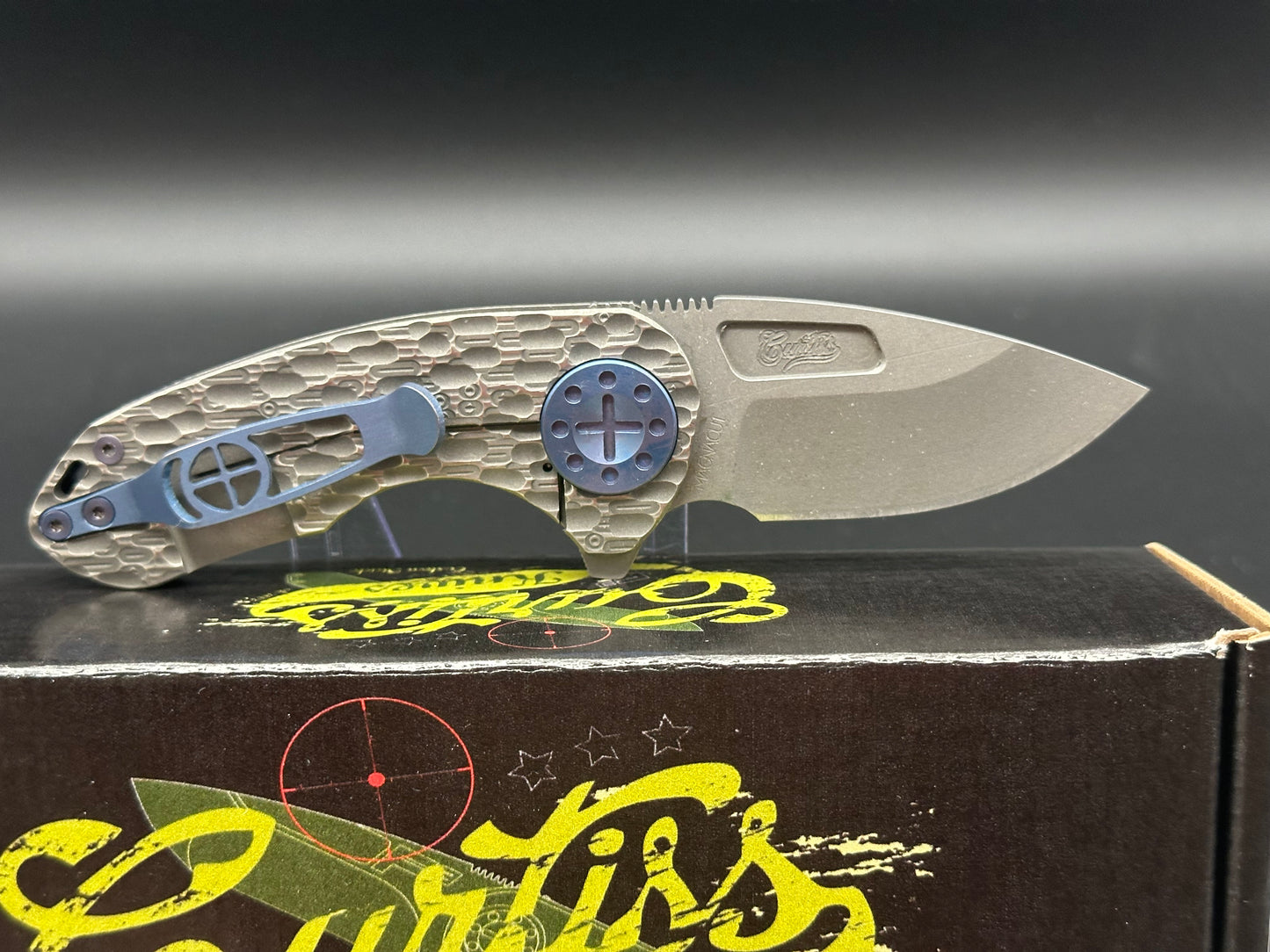 Curtiss Custom Knives F3 Compact Slicer Flipper PM Mill Ti (Magnacut) Blasted Blade Blue