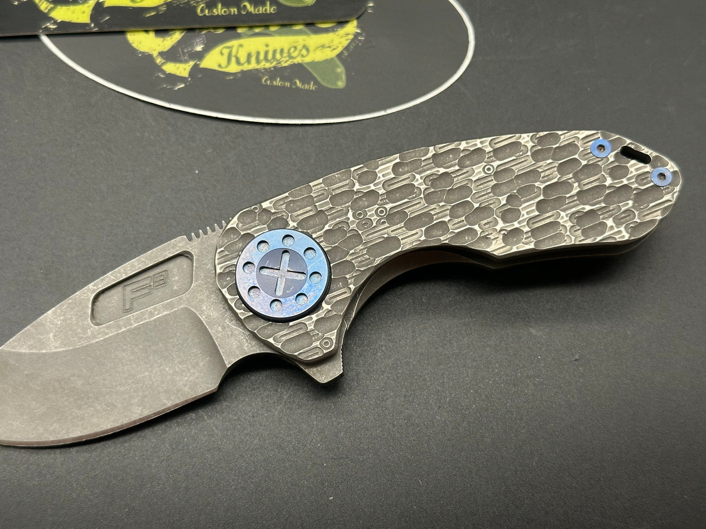 Curtiss Custom Knives F3 Compact Slicer Flipper PM Mill Ti (Magnacut) Blasted Blade Blue