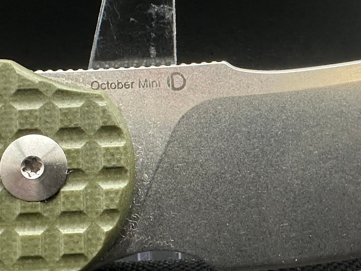 Kizer October Mini Liner Lock Knife Green G-10