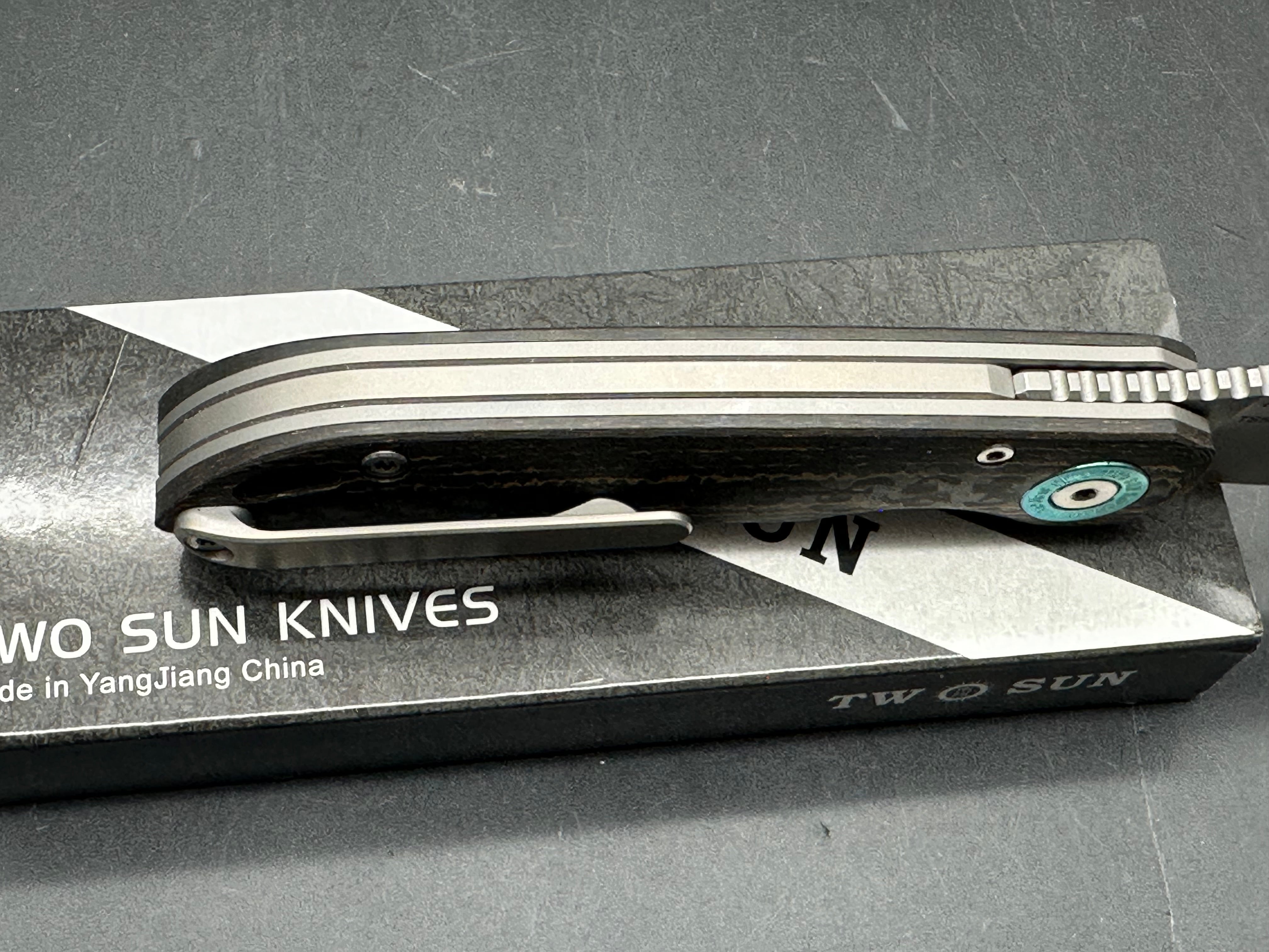 TWOSUN TITANIUM/CARBON FIBER HANDLE M390 PLAIN EDGE TS587