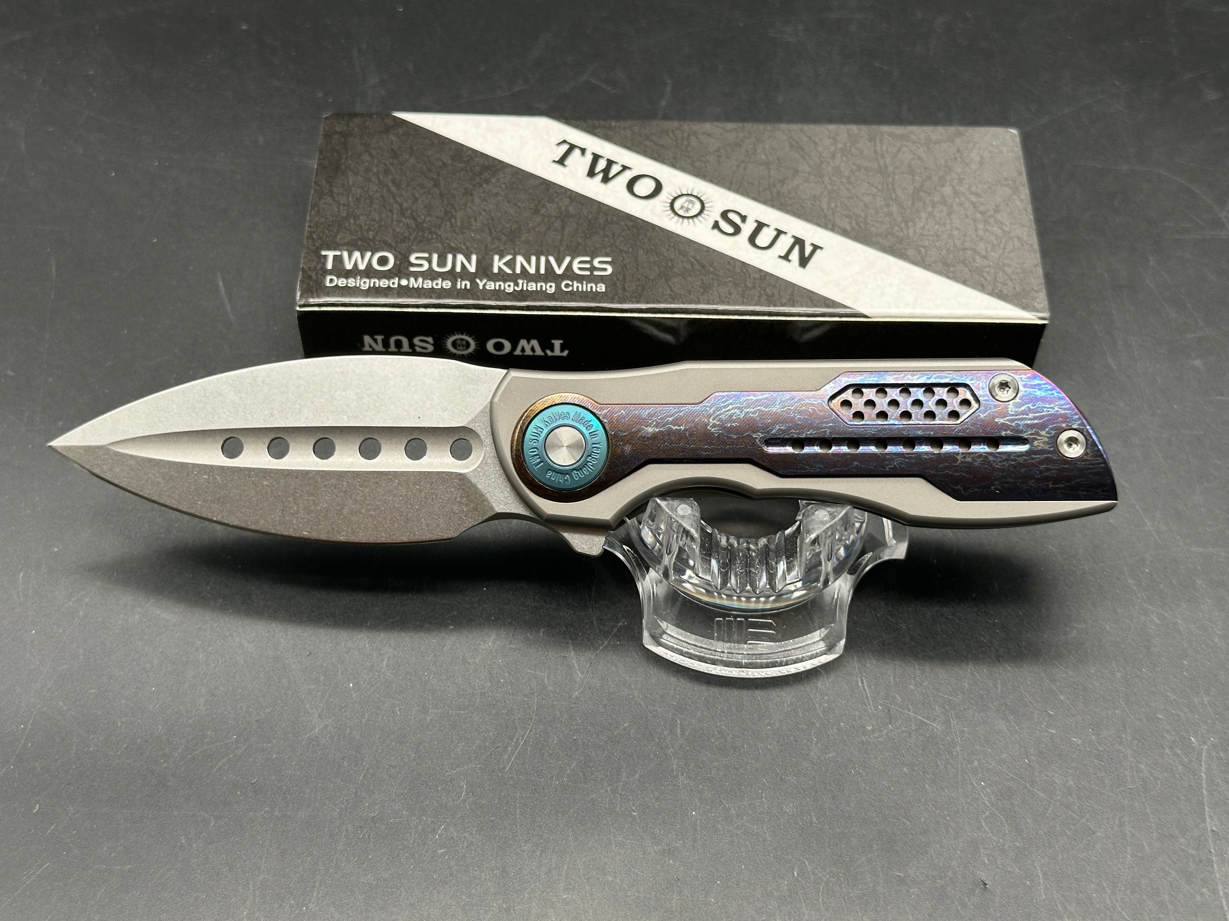 TWOSUN TS440 COLORFUL TITANIUM HANDLE 14C28N PLAIN EDGE