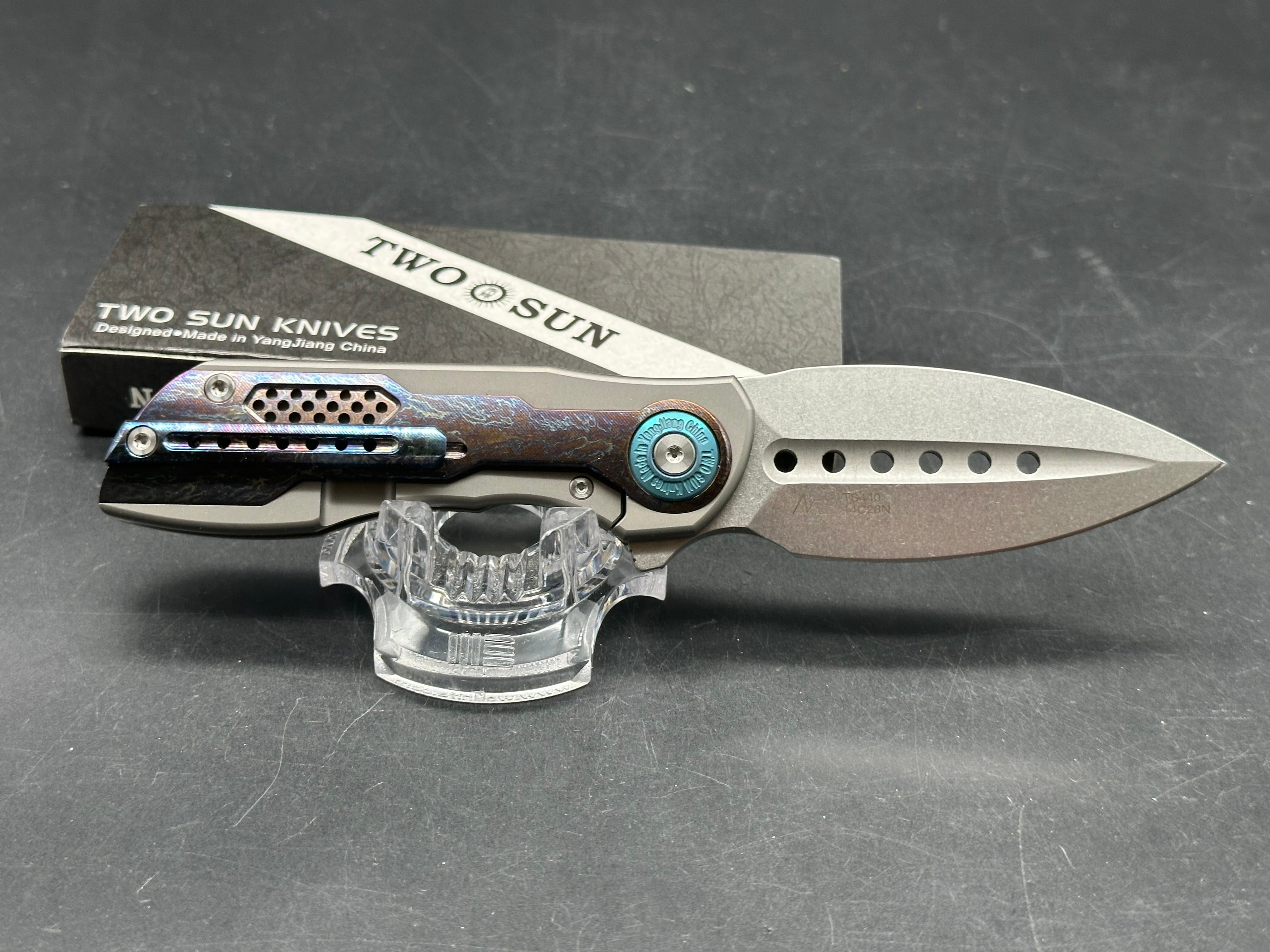 TWOSUN TS440 COLORFUL TITANIUM HANDLE 14C28N PLAIN EDGE