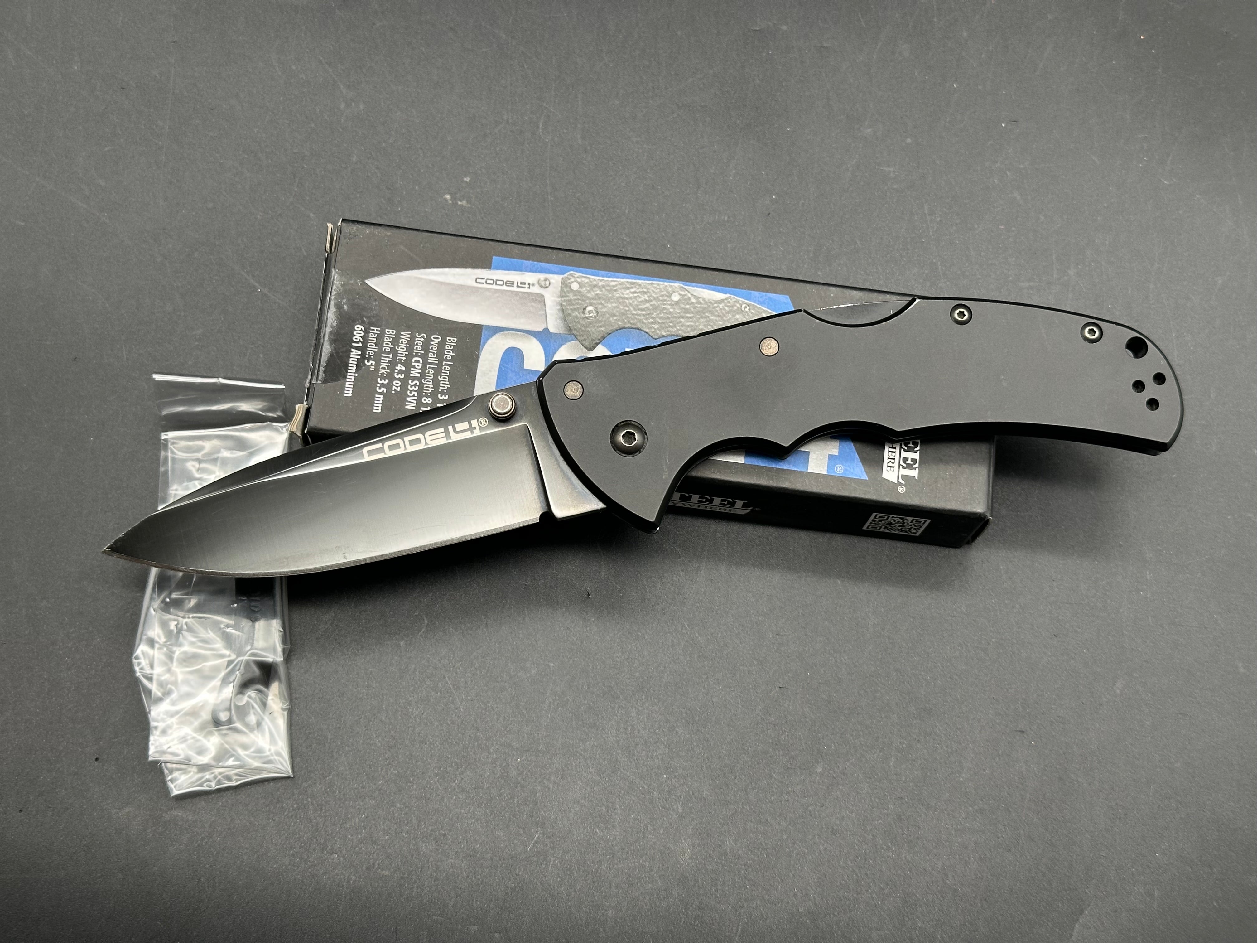 COLD STEEL CODE-4 KNIFE GRAY ALUMINUM HANDLE PLAIN SPEAR POINT EDGE
