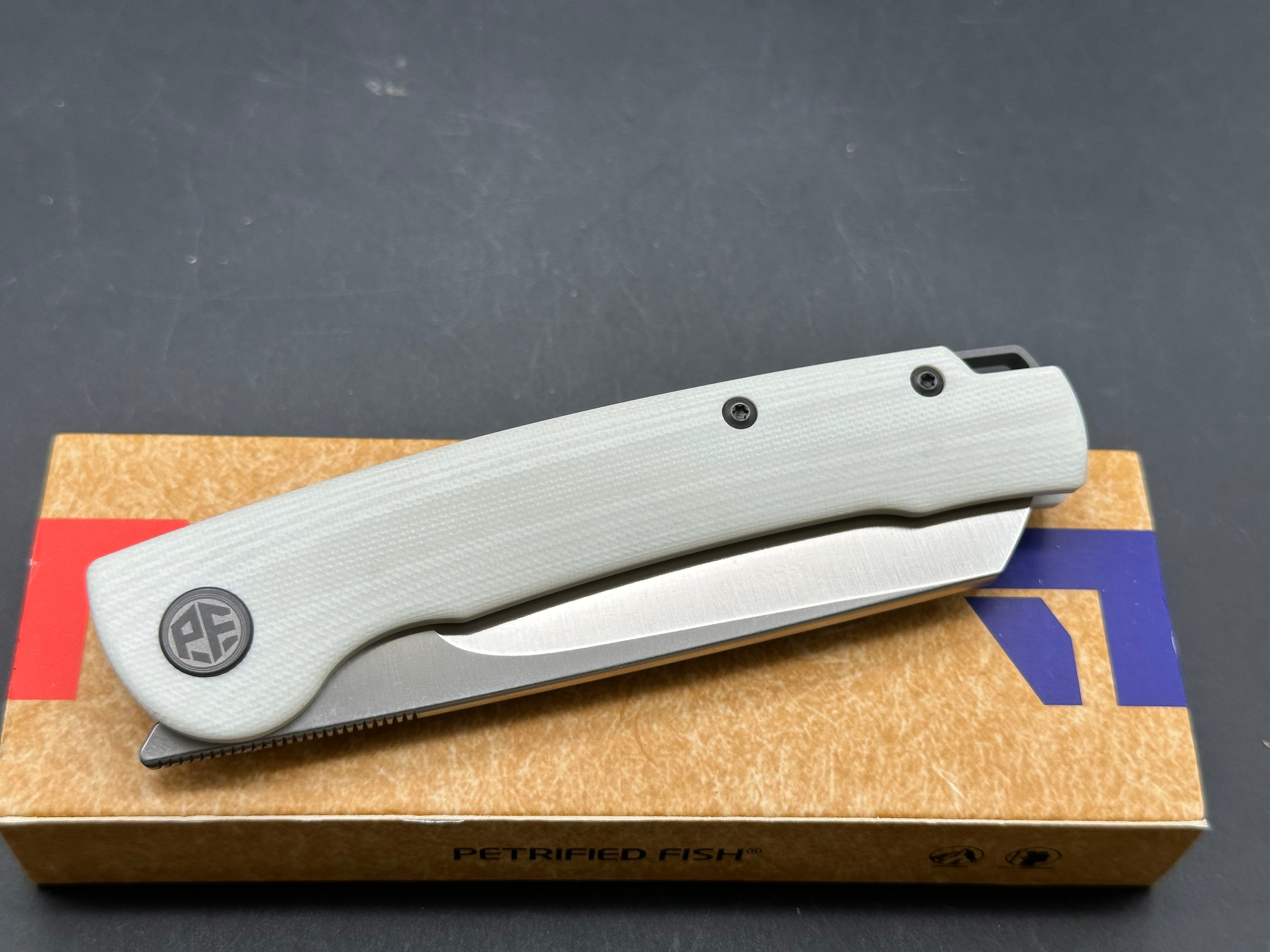Petrified Fish PFE04 Scholar White G10  3.7" 154CM Satin Blade, Front Flipper
