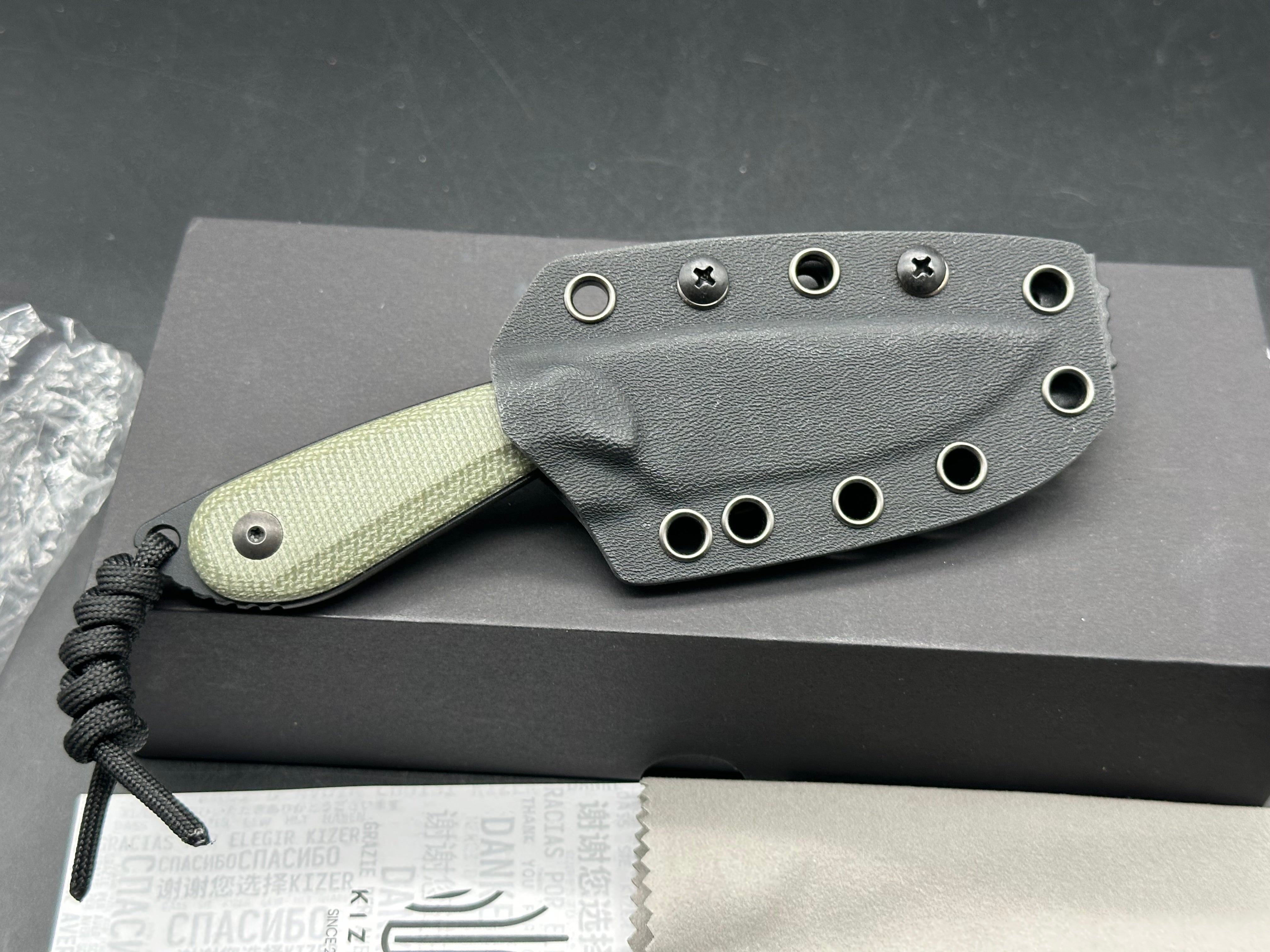 Kizer Buddy Fixed blade knife