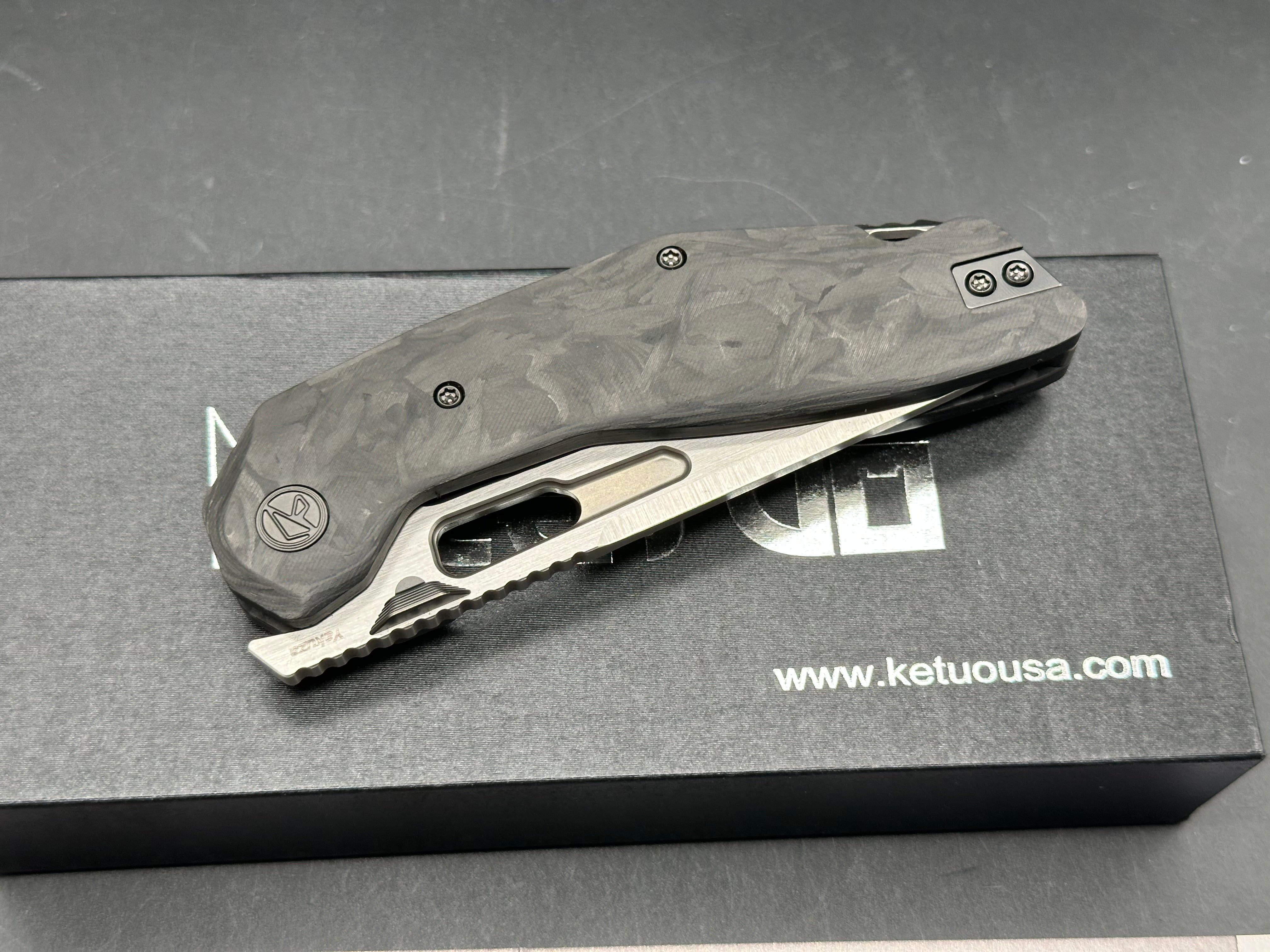 Ketuo Yakuza CF scales / 154CM blade