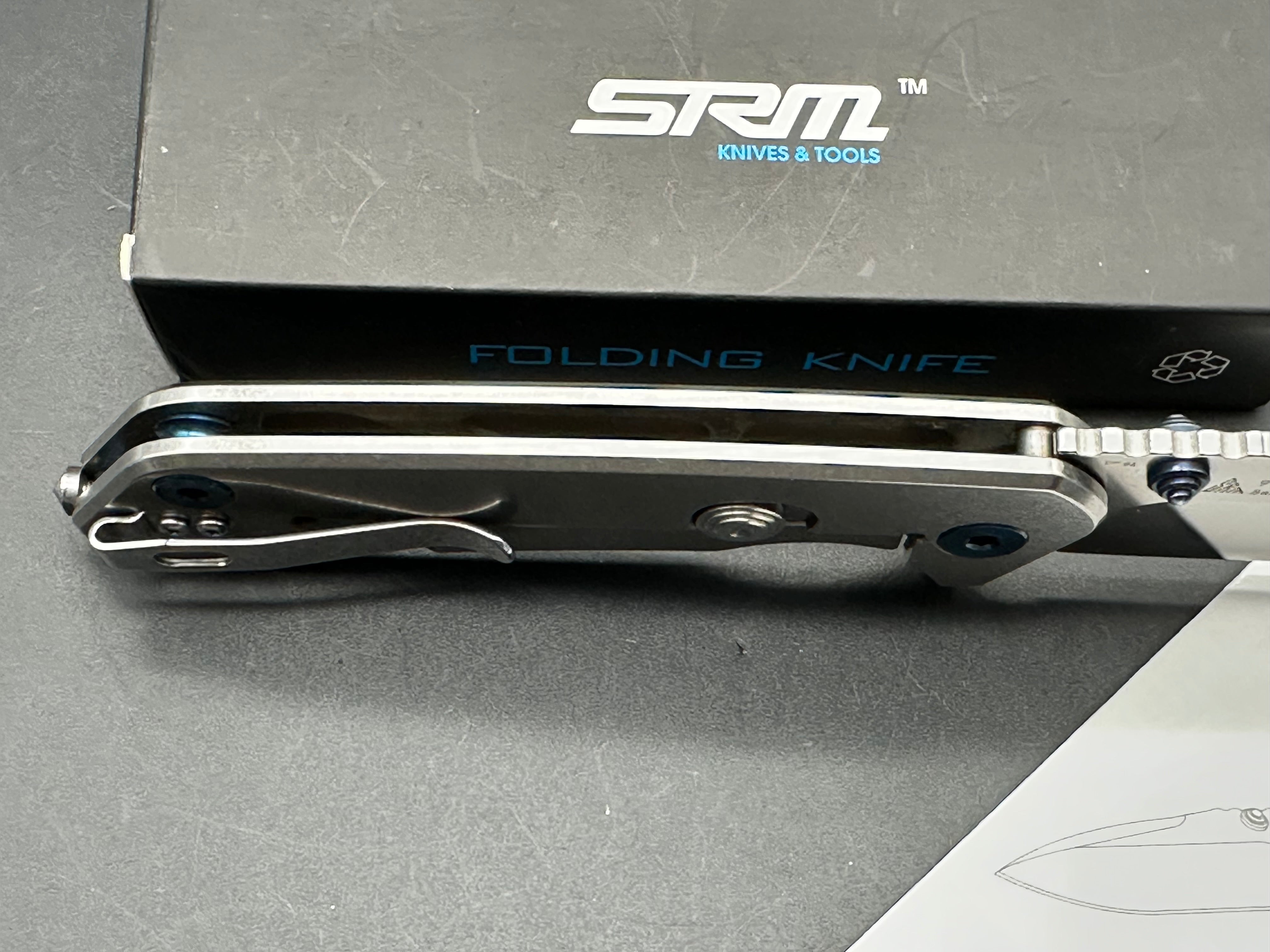 SRM 9008 12C27 Frame Lock