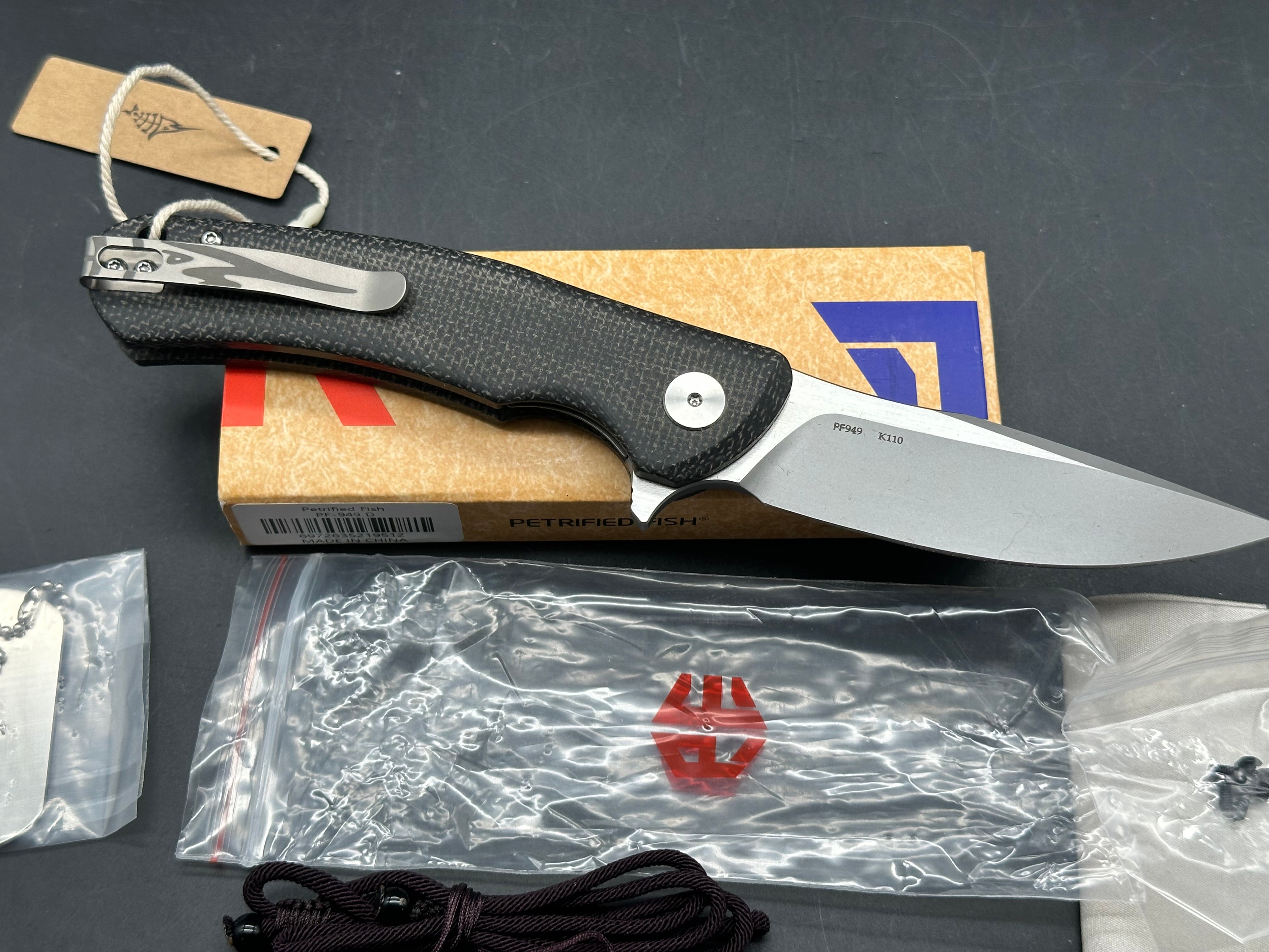 PETRIFIED FISH WARRIOR BLACK G10 HANDLE K110 PLAIN EDGE PF949