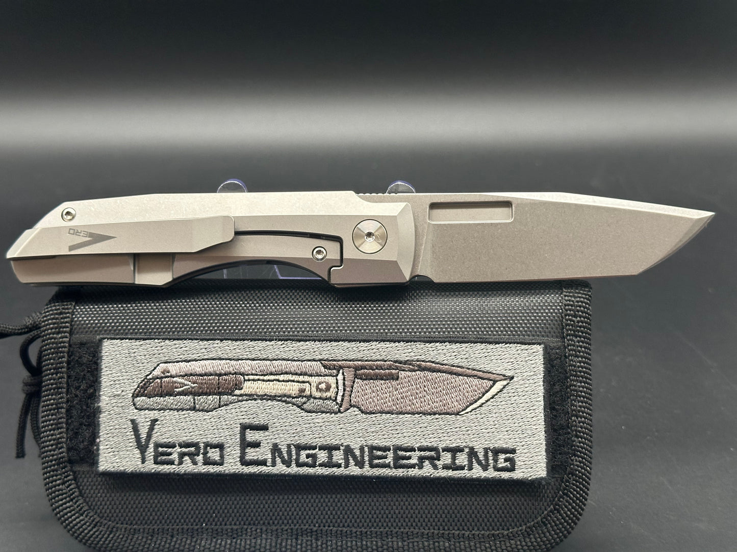 Vero Engineering Impulse Mini full titanium handle w/M390 blade