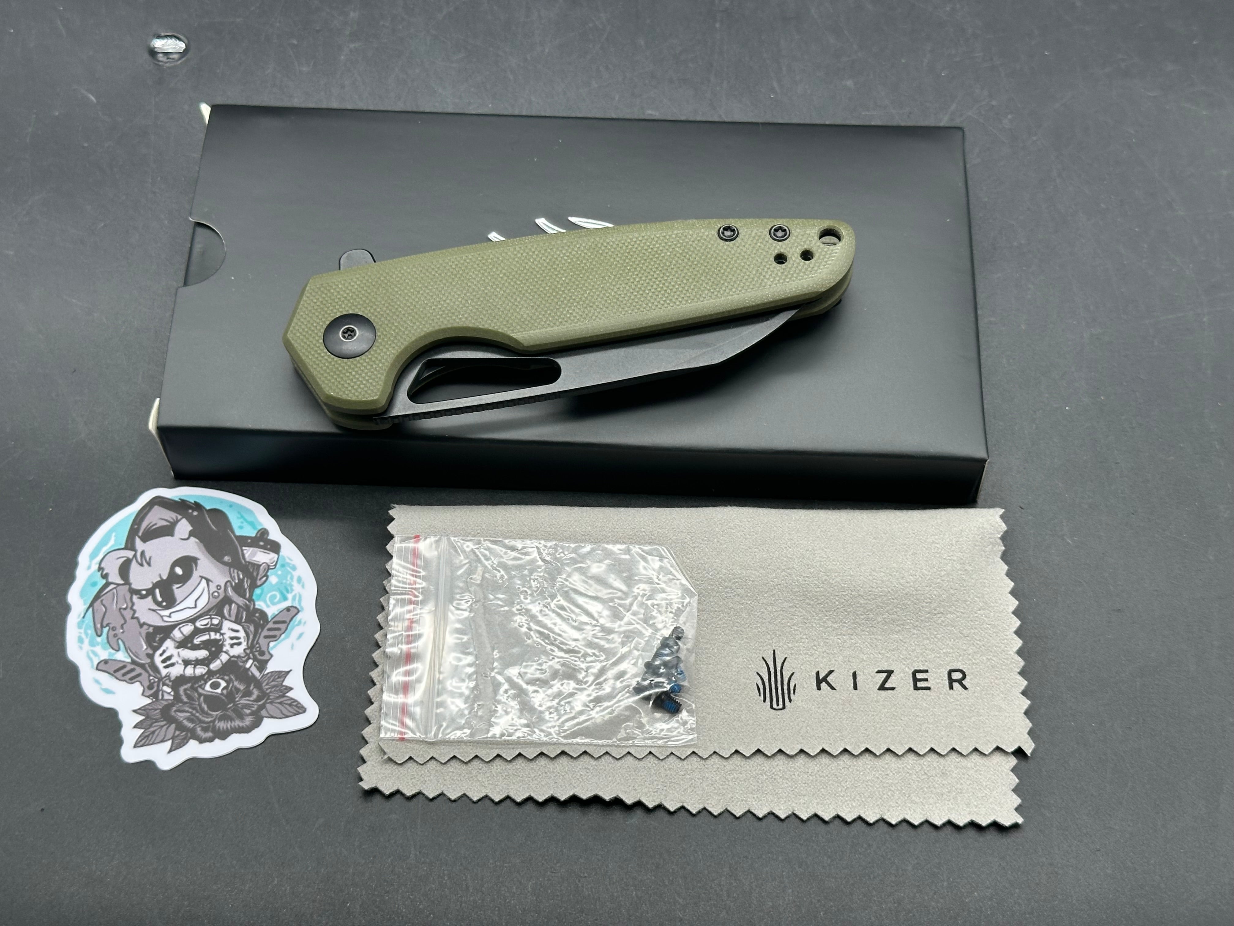 Kizer Helmet Folding Pocket Knife, 3.17" Nitro-V Tough Stainless Steel Blade, Black G10 Handle, Liner Lock