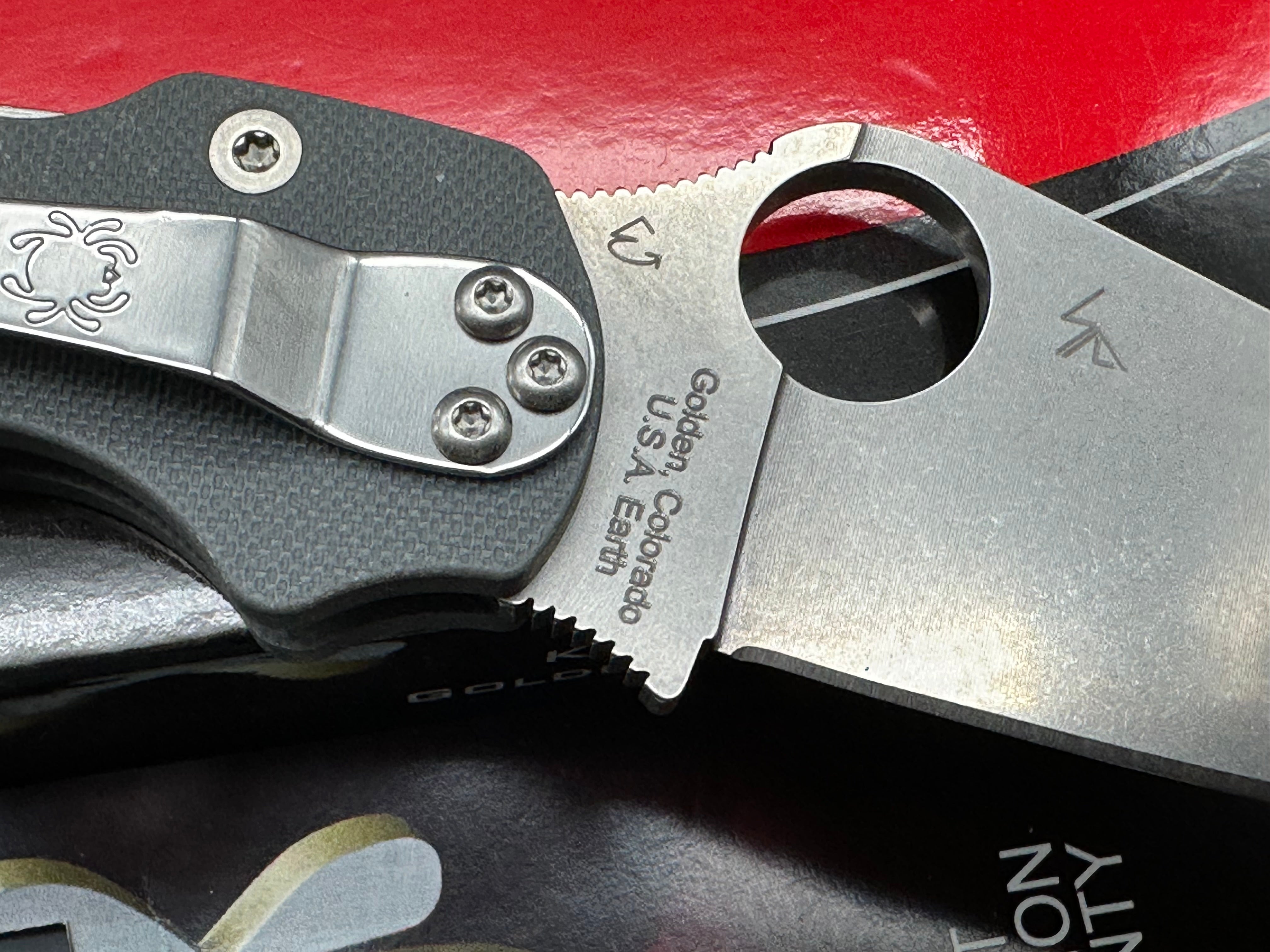 Spyderco Paramilitary 2 Knife Dark Gray G-10 (3.4" Stonewash Maxamet)