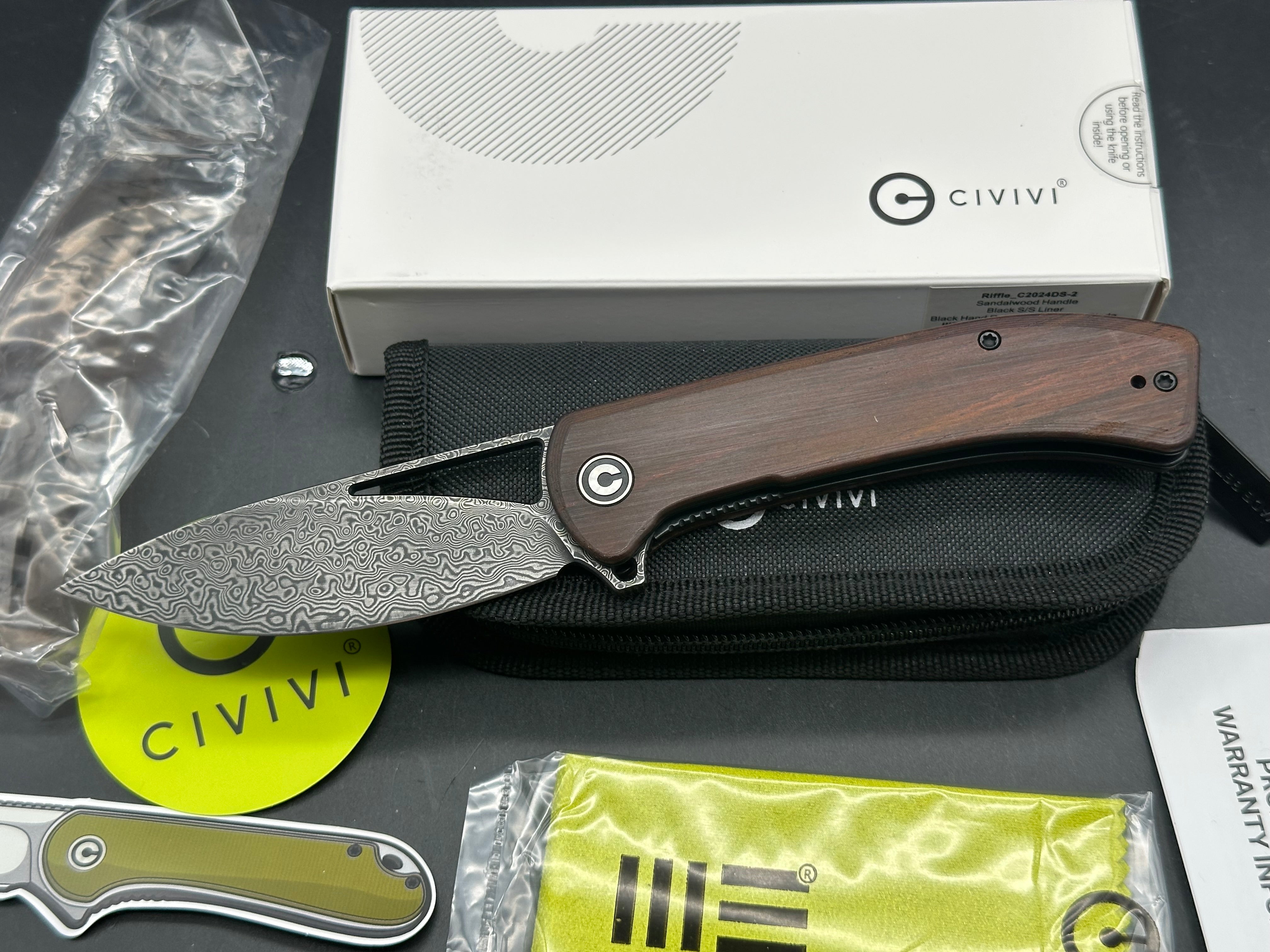 Civivi Riffle sandalwood scales w/black hand rubbed Damascus