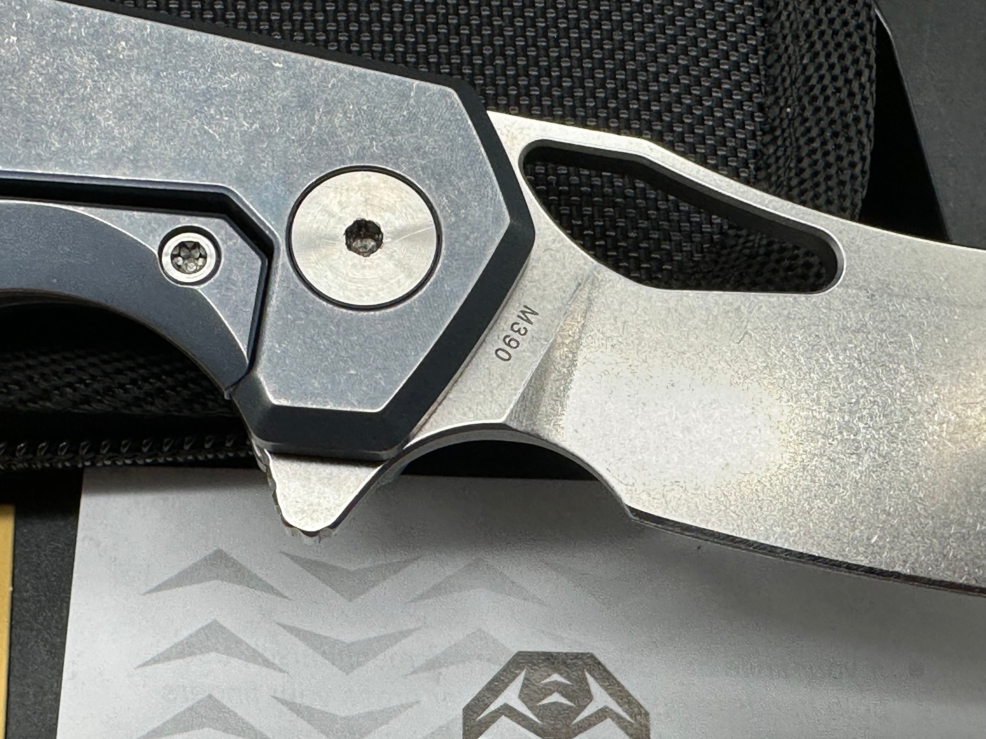Ferramonster Glideman m390 blade blue Ti scales