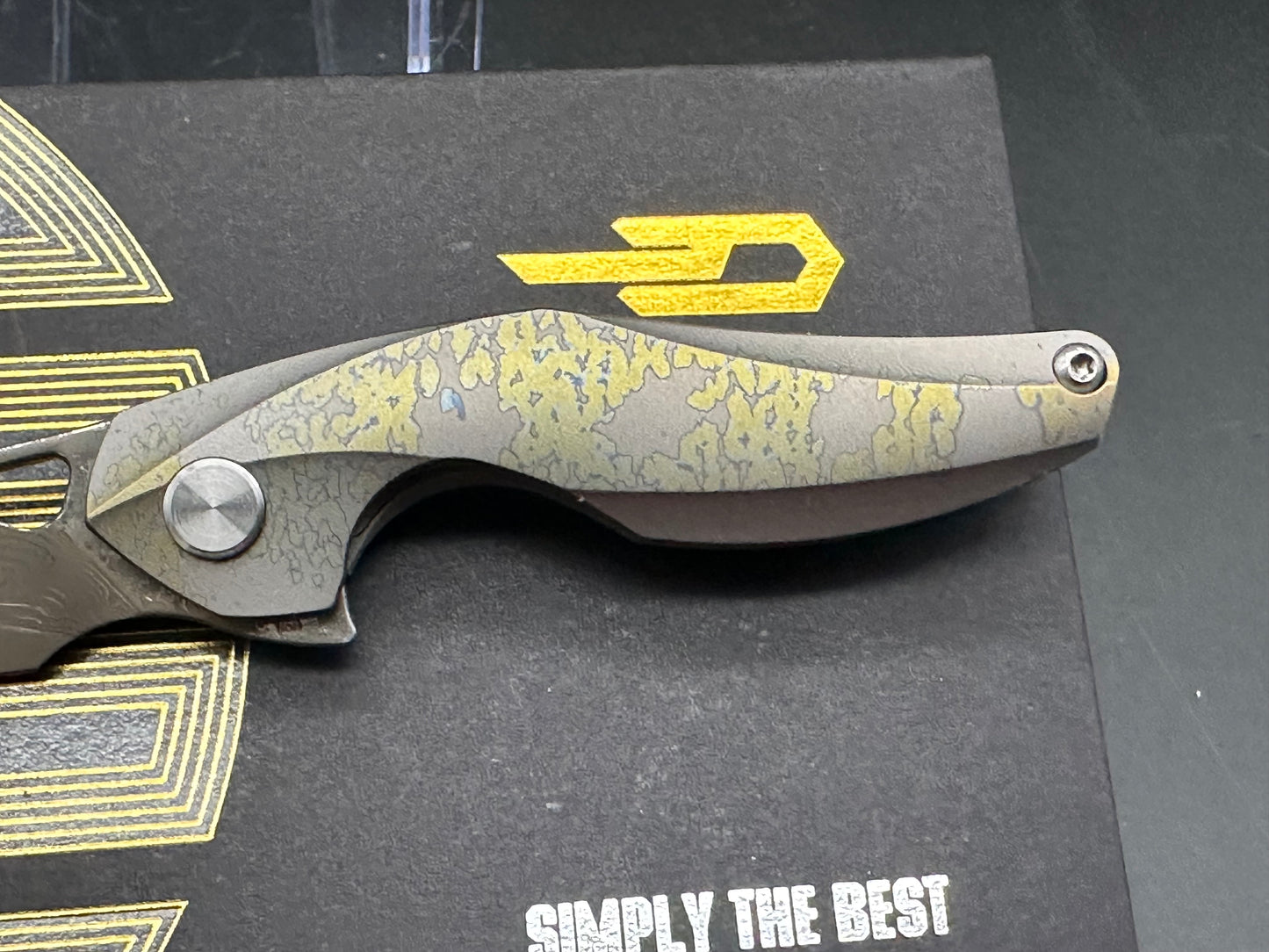 Bestech Knives Isham Reticulan Frame Lock Knife Flamed Ti (2" Damascus)