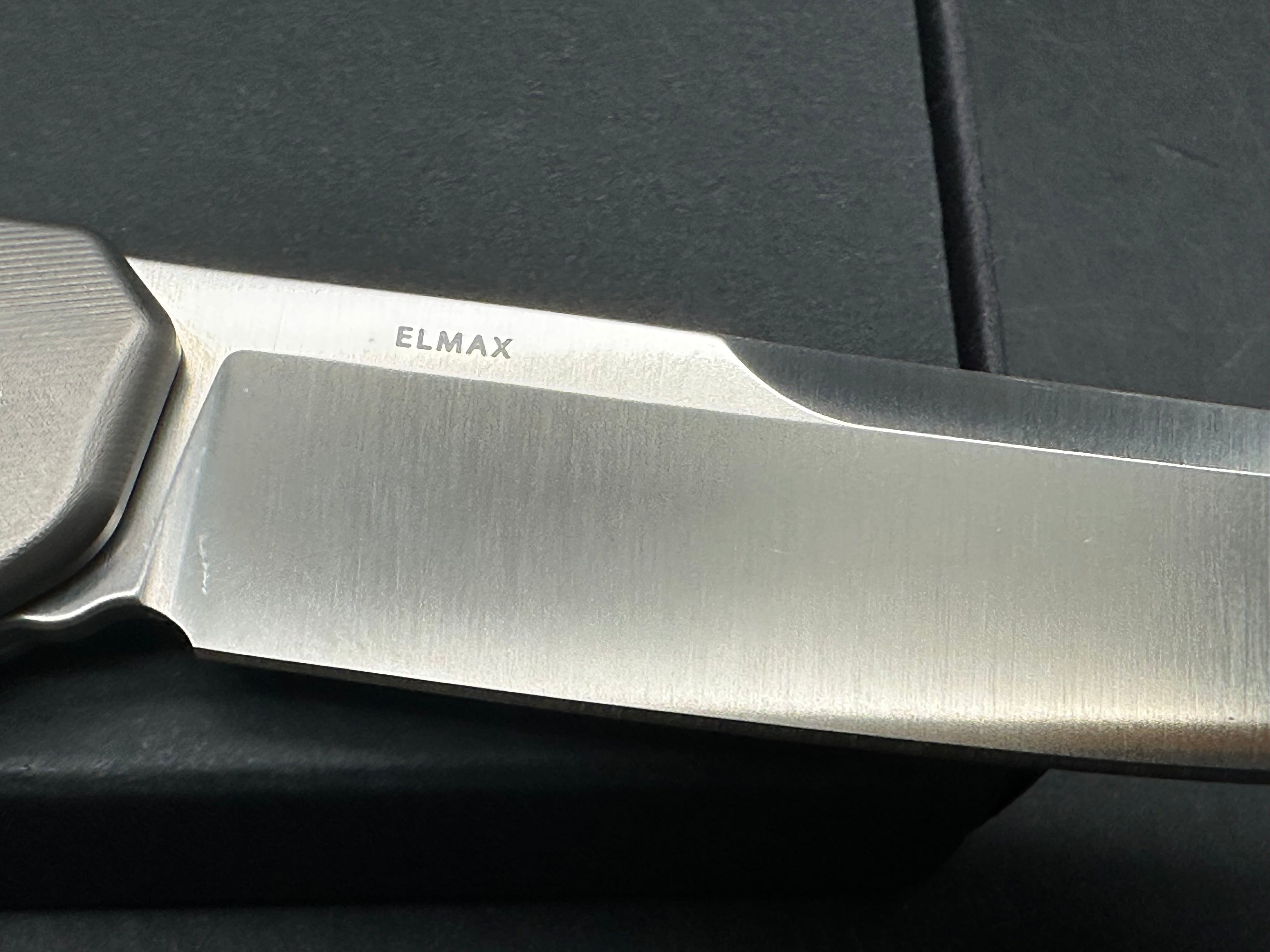 Quiet carry iQ elmax blade