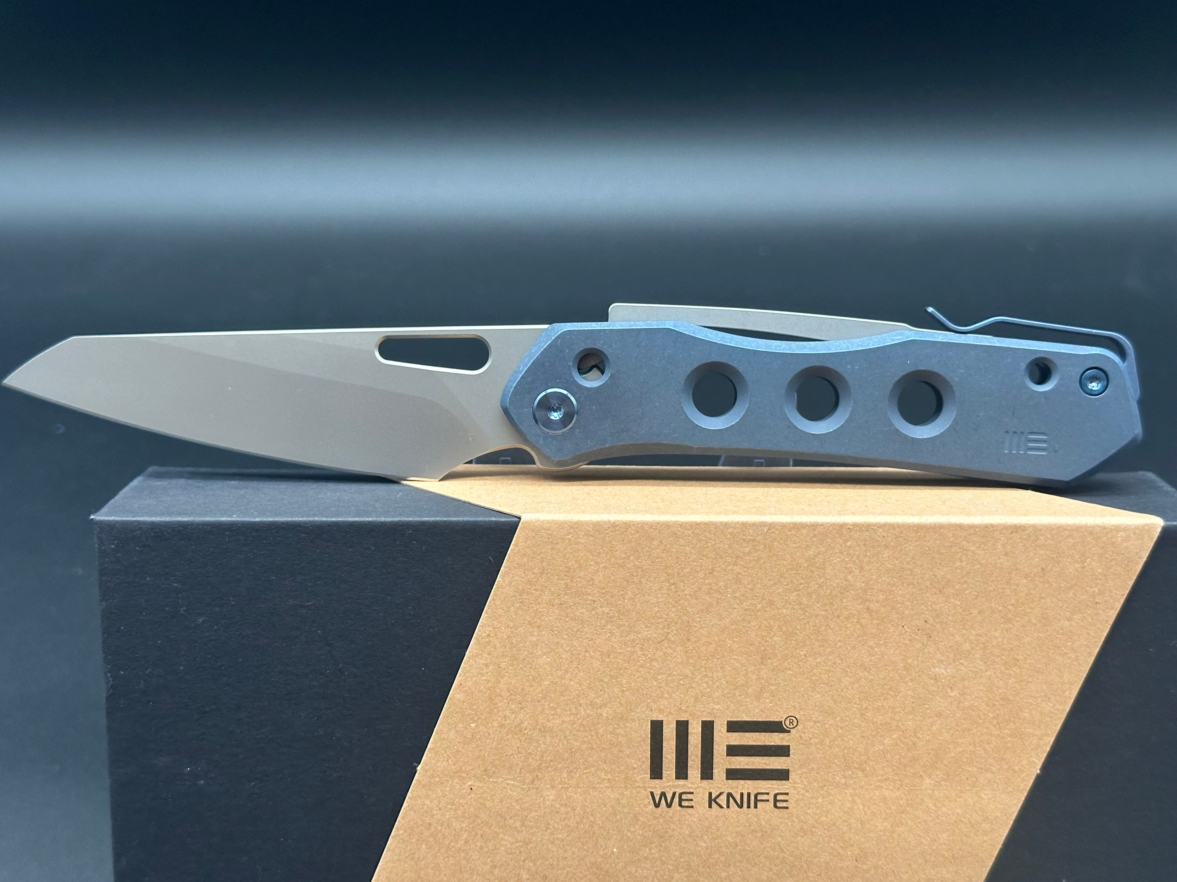 WE VISION R FOLDING KNIFE BLUE TITANIUM HANDLE 20CV REVERSE TANTO PLAIN EDGE SILVER BEAD BLAST FINISH WE21031-3