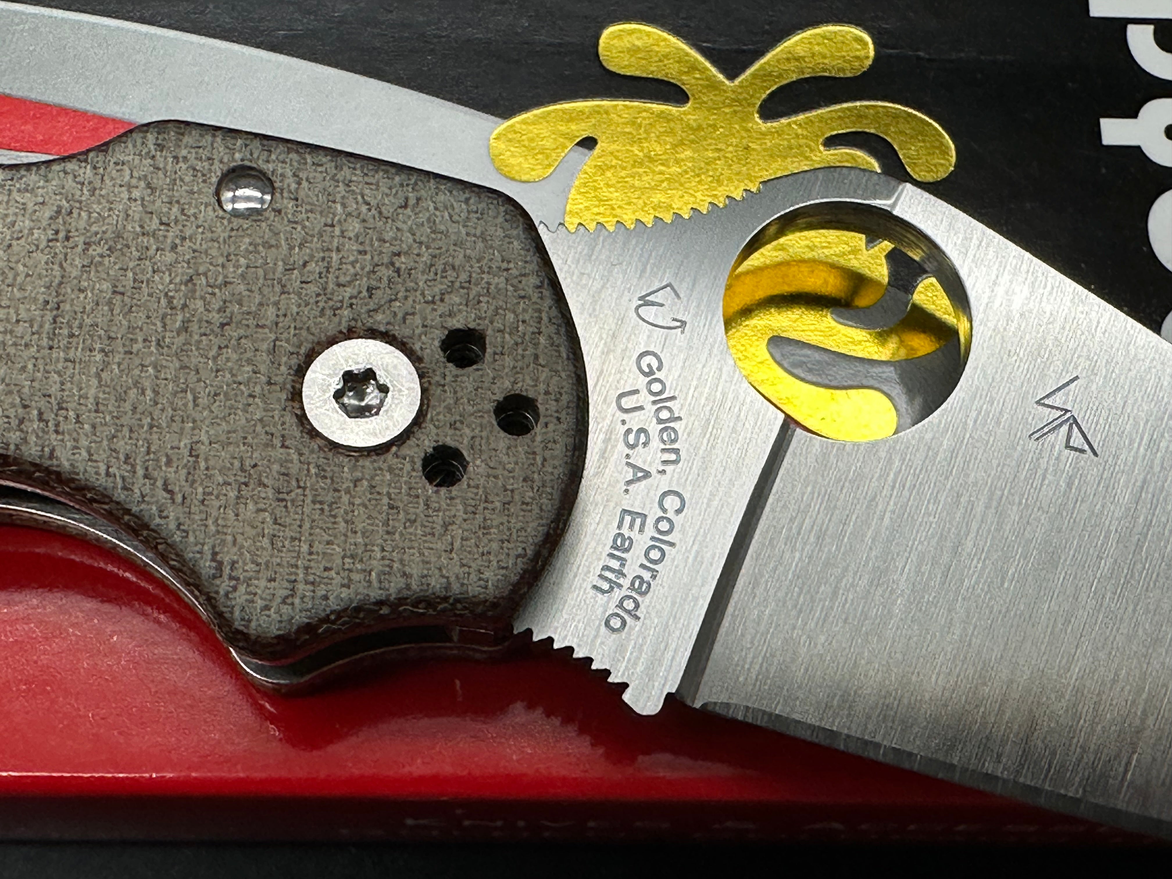 Spyderco para 3 cruwear blade micarta scales