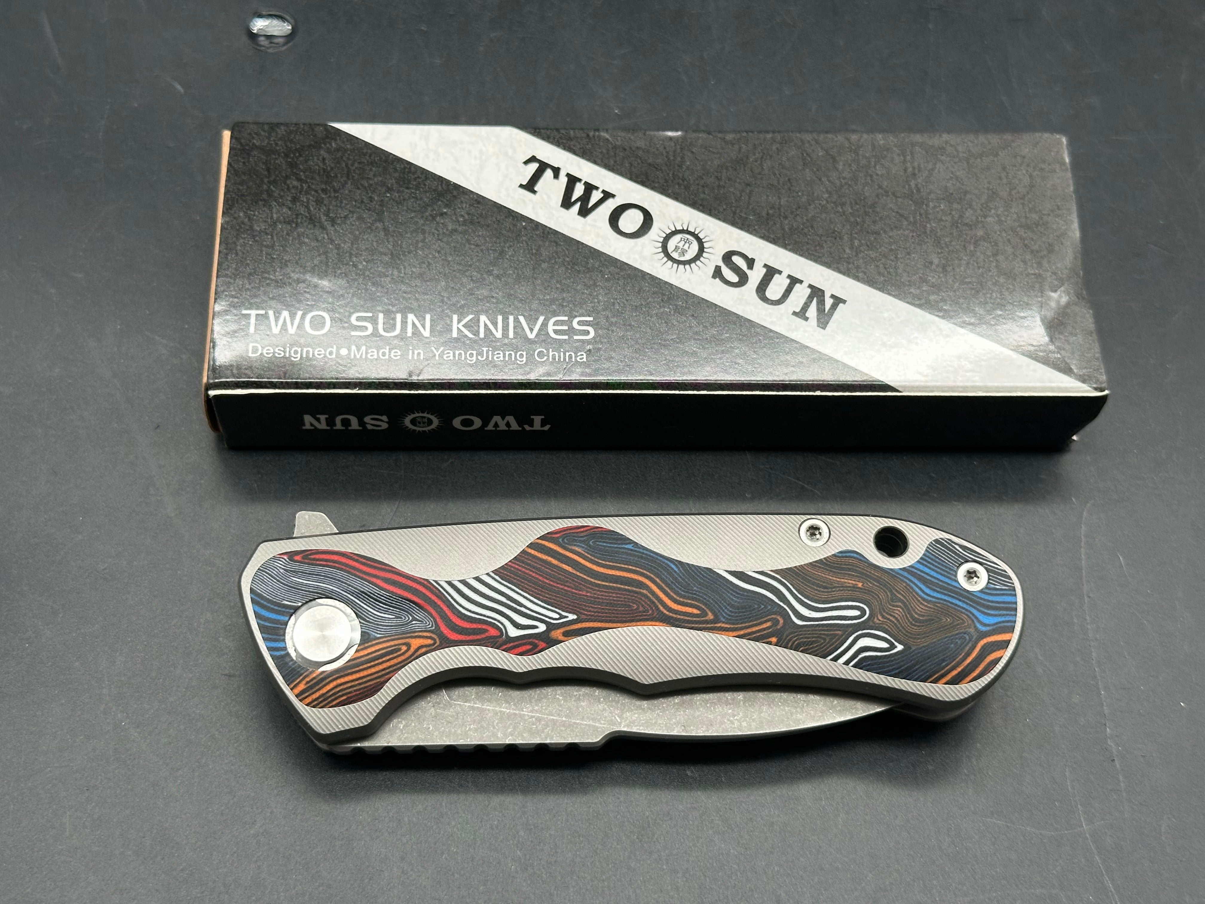 TWOSUN FOLDING KNIFE TITANIUM/COLOR G10 HANDLE M390 PLAIN EDGE SATIN FINISH TS511-M390
