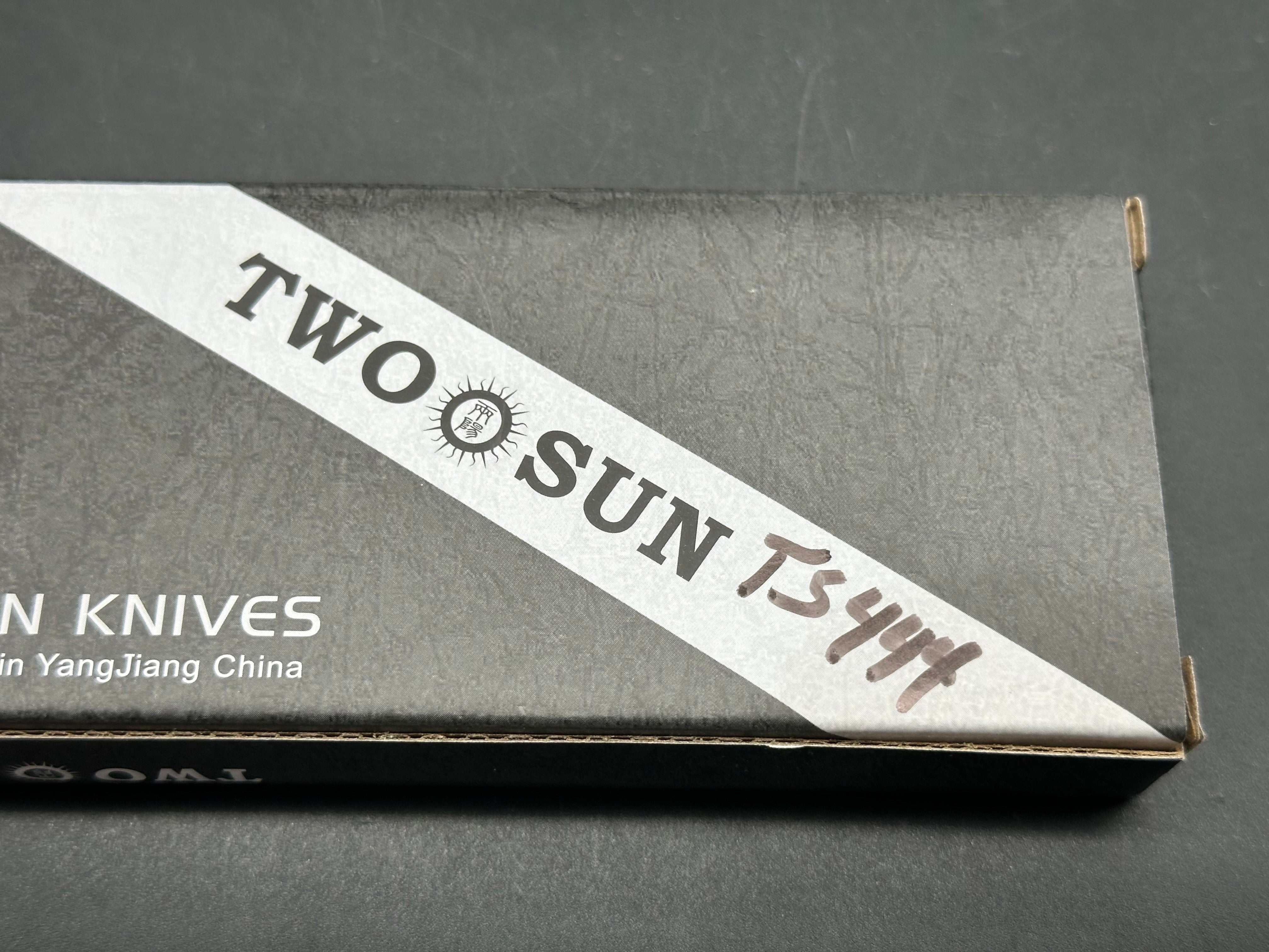 TWOSUN FLIPPER GRAY TITANIUM HANDLE TS444-YJ01-V1-SAND
