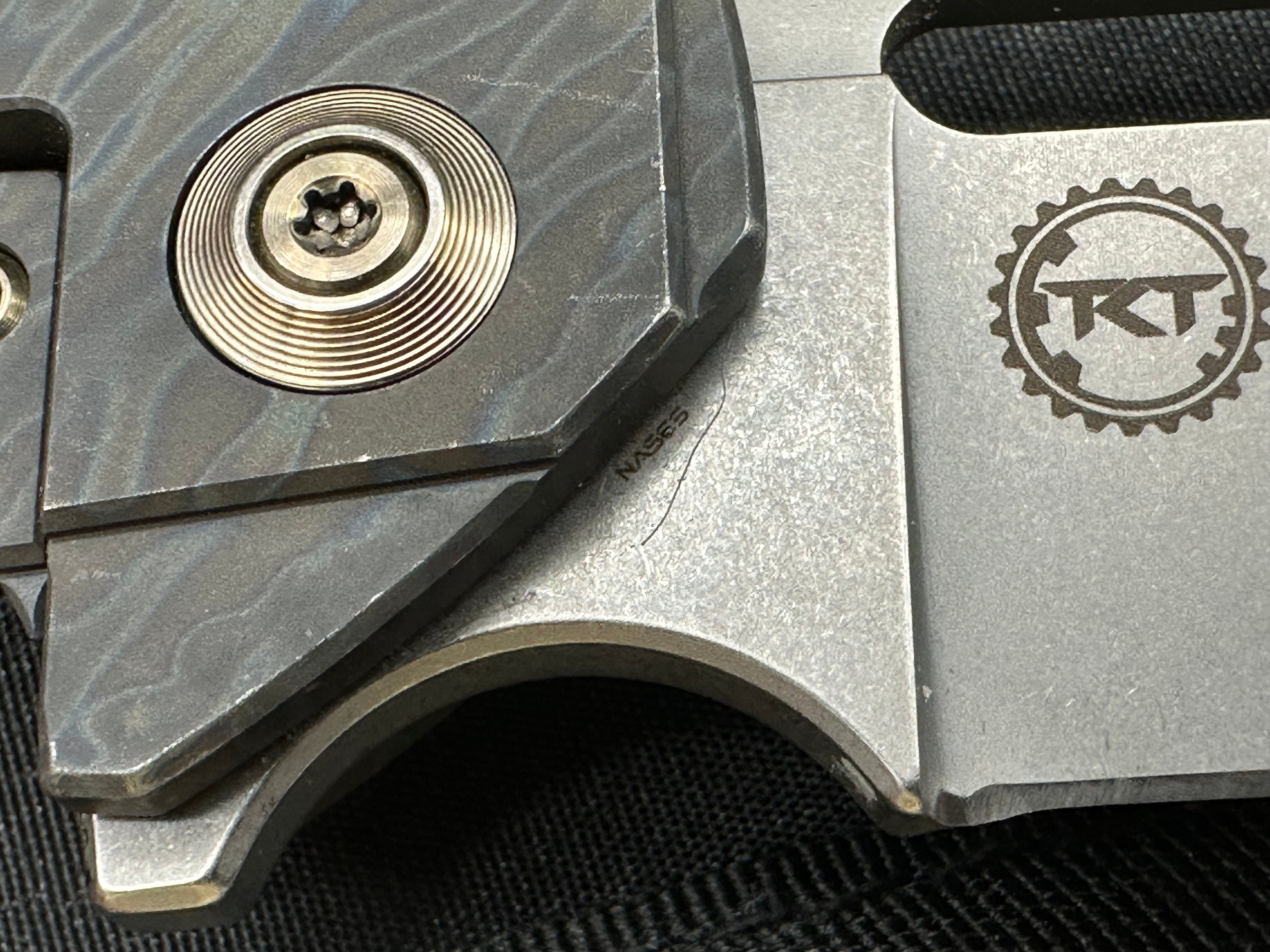 WE KNIFE Roxi 4 Flipper Knife Flamed Titanium Handle (3.98" CPM S35VN Blade)