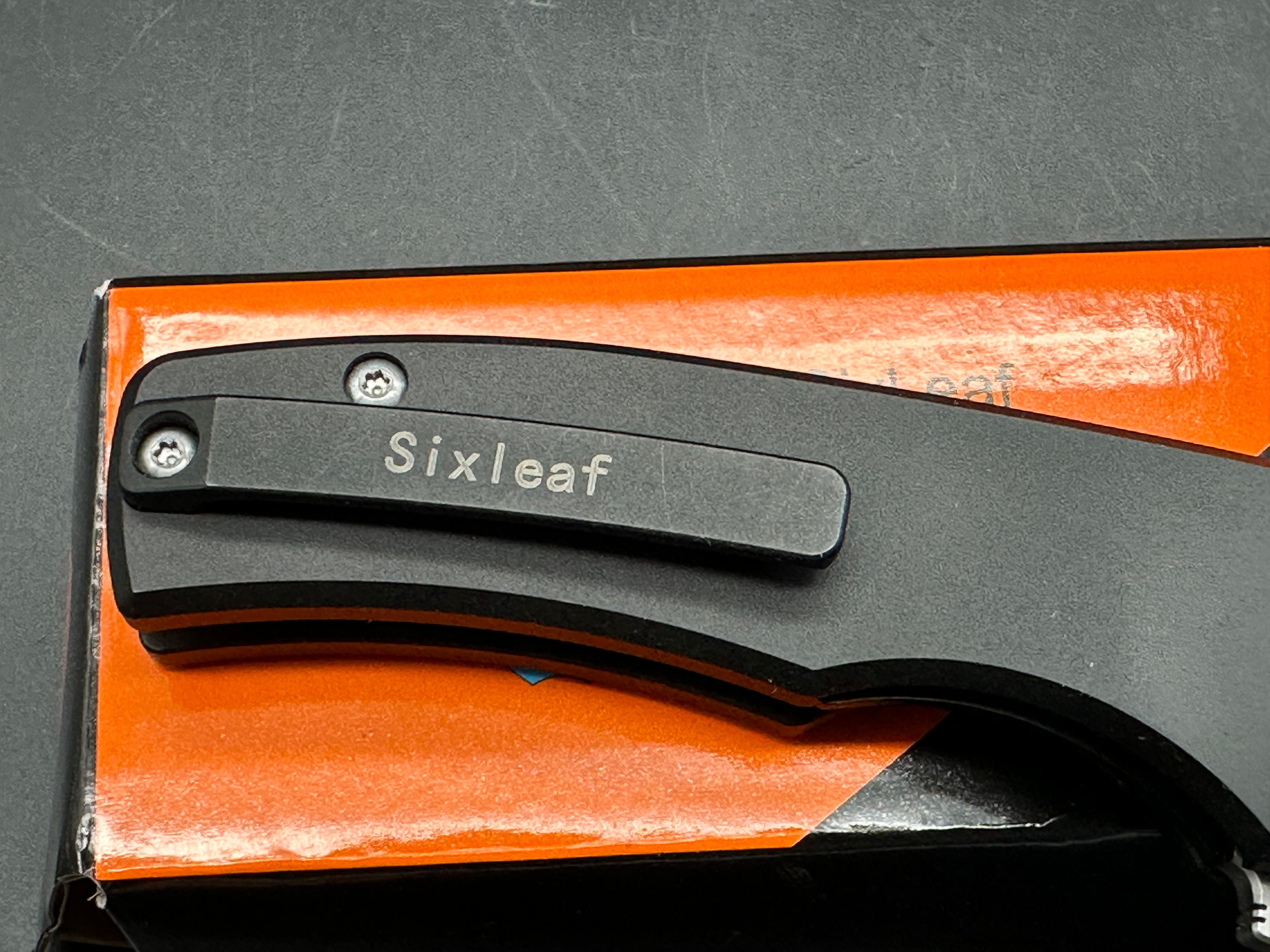 SixLeaf SL-19 folding knife S35VN blade
