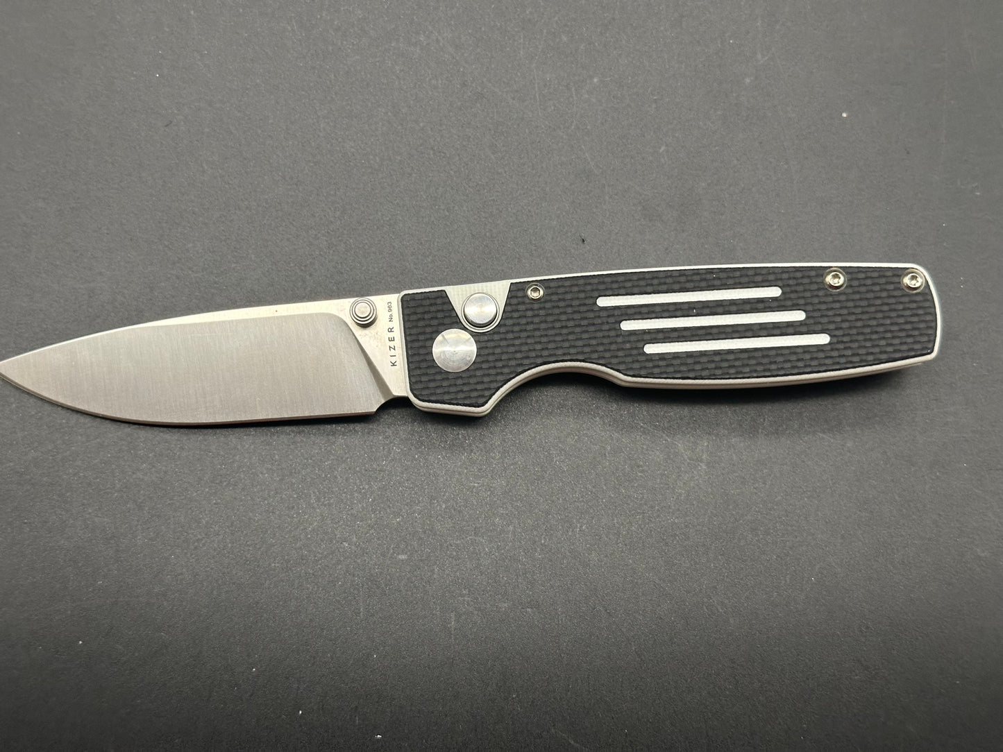 Kizer Vanguard Original Button Lock Knife Black/White G-10 (3" Satin 154CM)