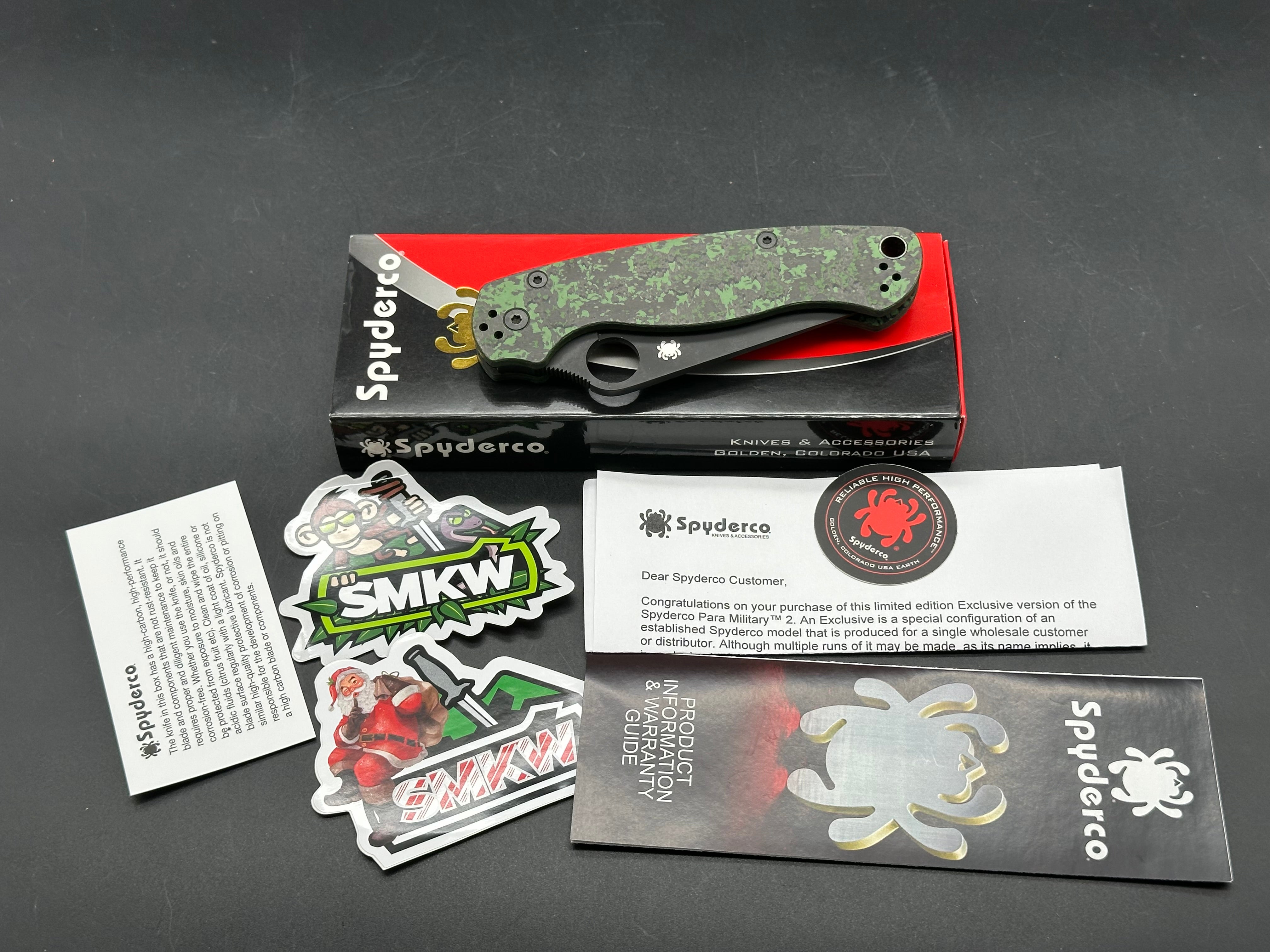 Spyderco Paramilitary 2  (SMKW exclusive) Jungle Wear Green Fat Carbon Fiber scales black blade of CPM-M4