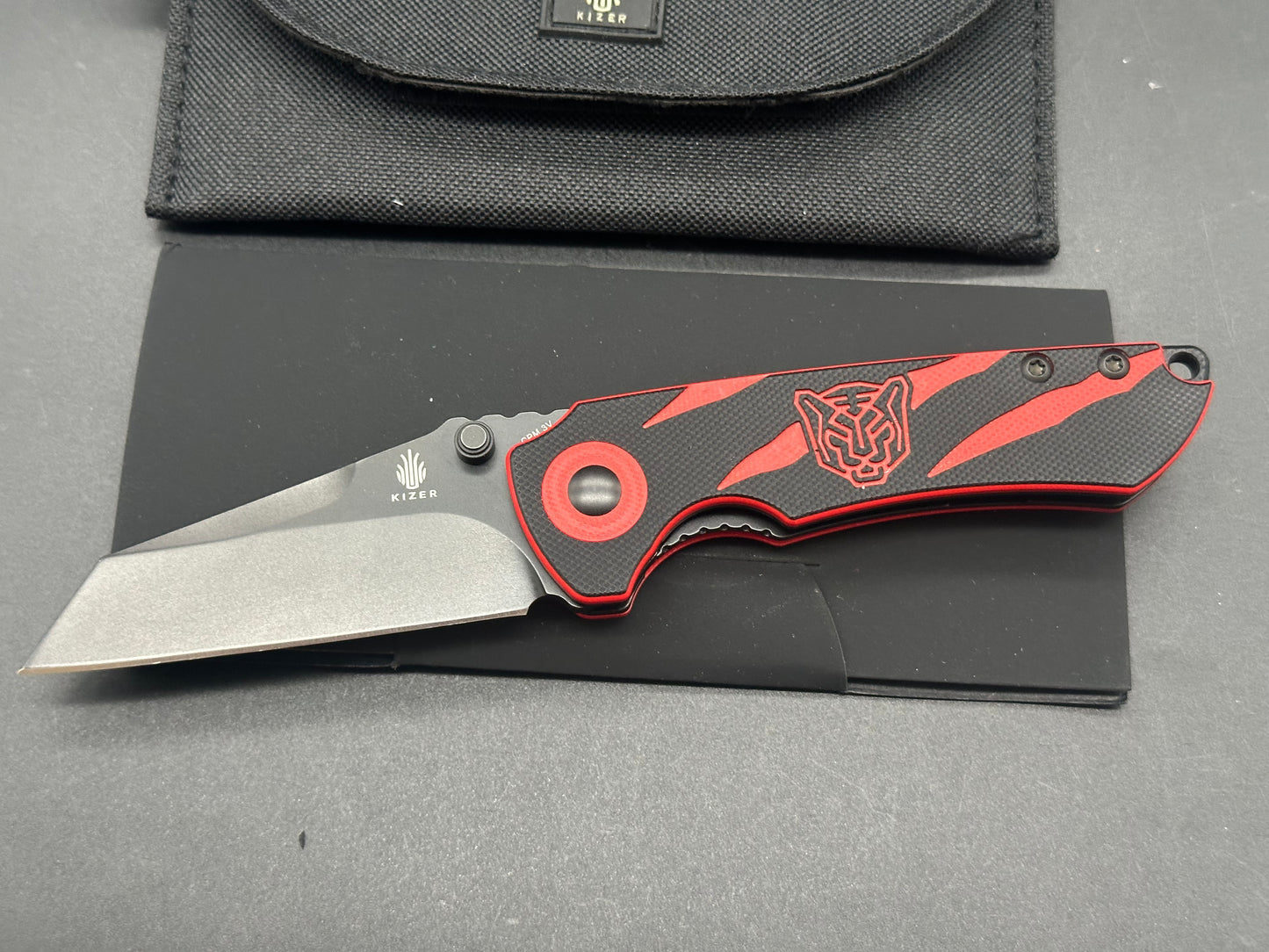 Kizer Friday Club | Tiger Mini Critical | 2.99" 3V Blade | Black&Red G10 Handle