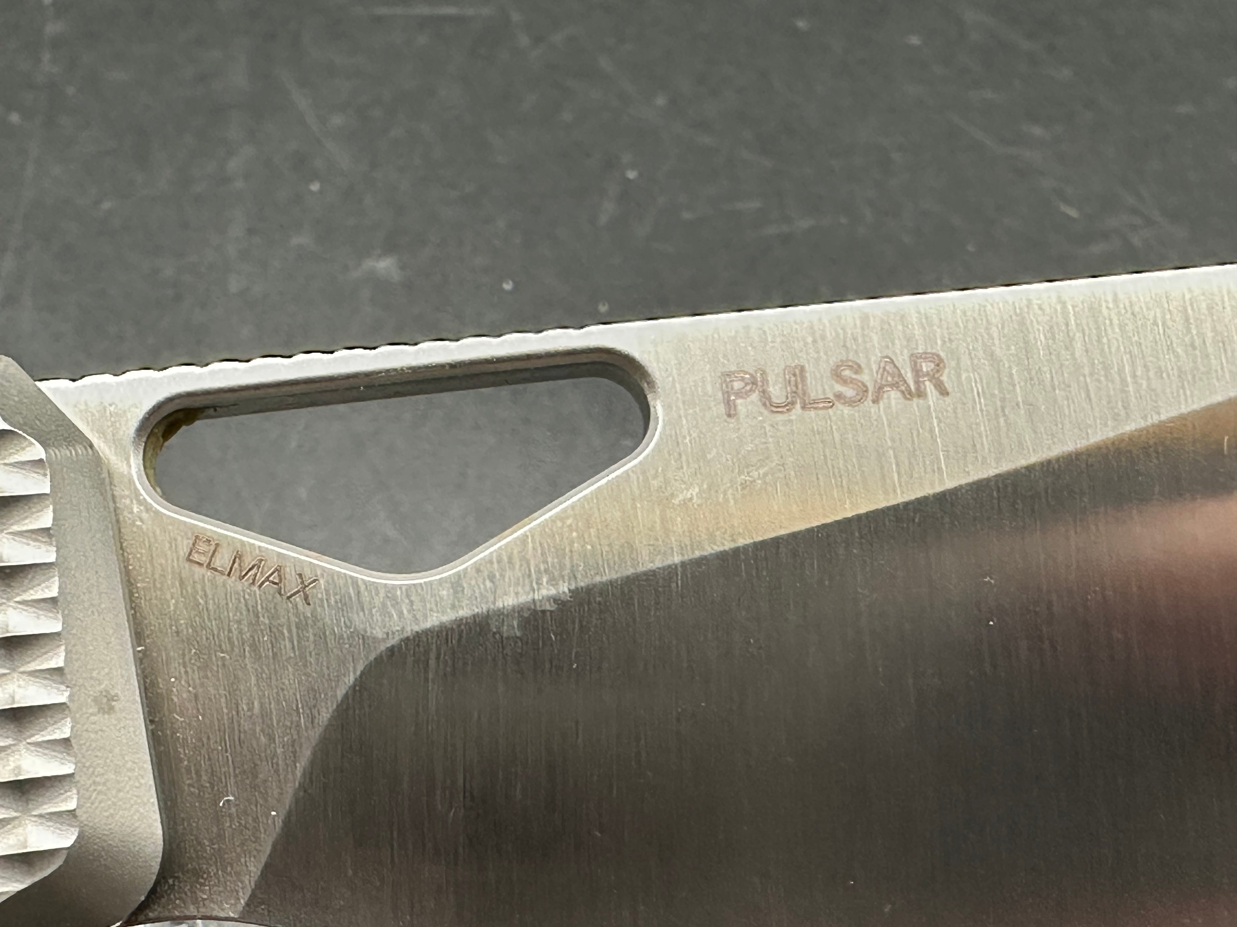Kunwu Pulsar titanium handle w/Exmax blade