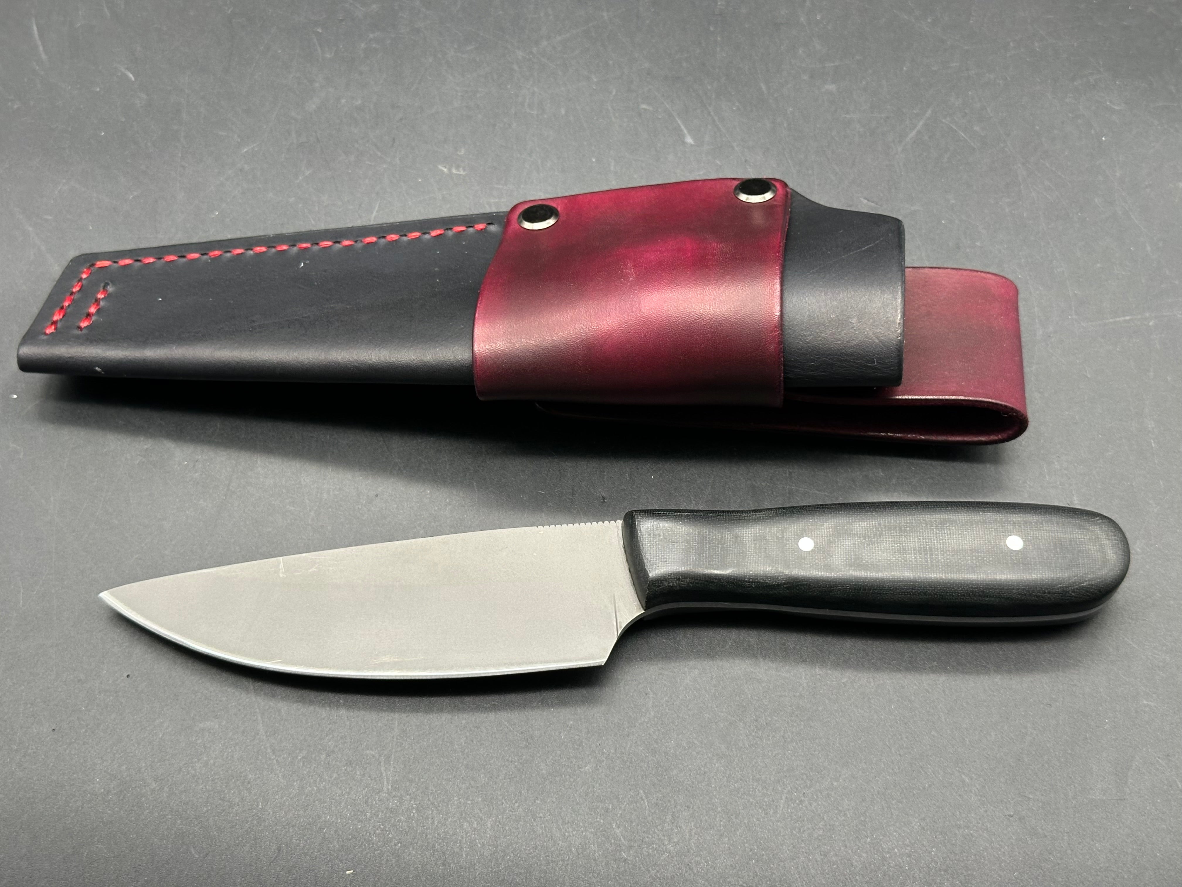 Hand made fixed blade knife and custom sheath