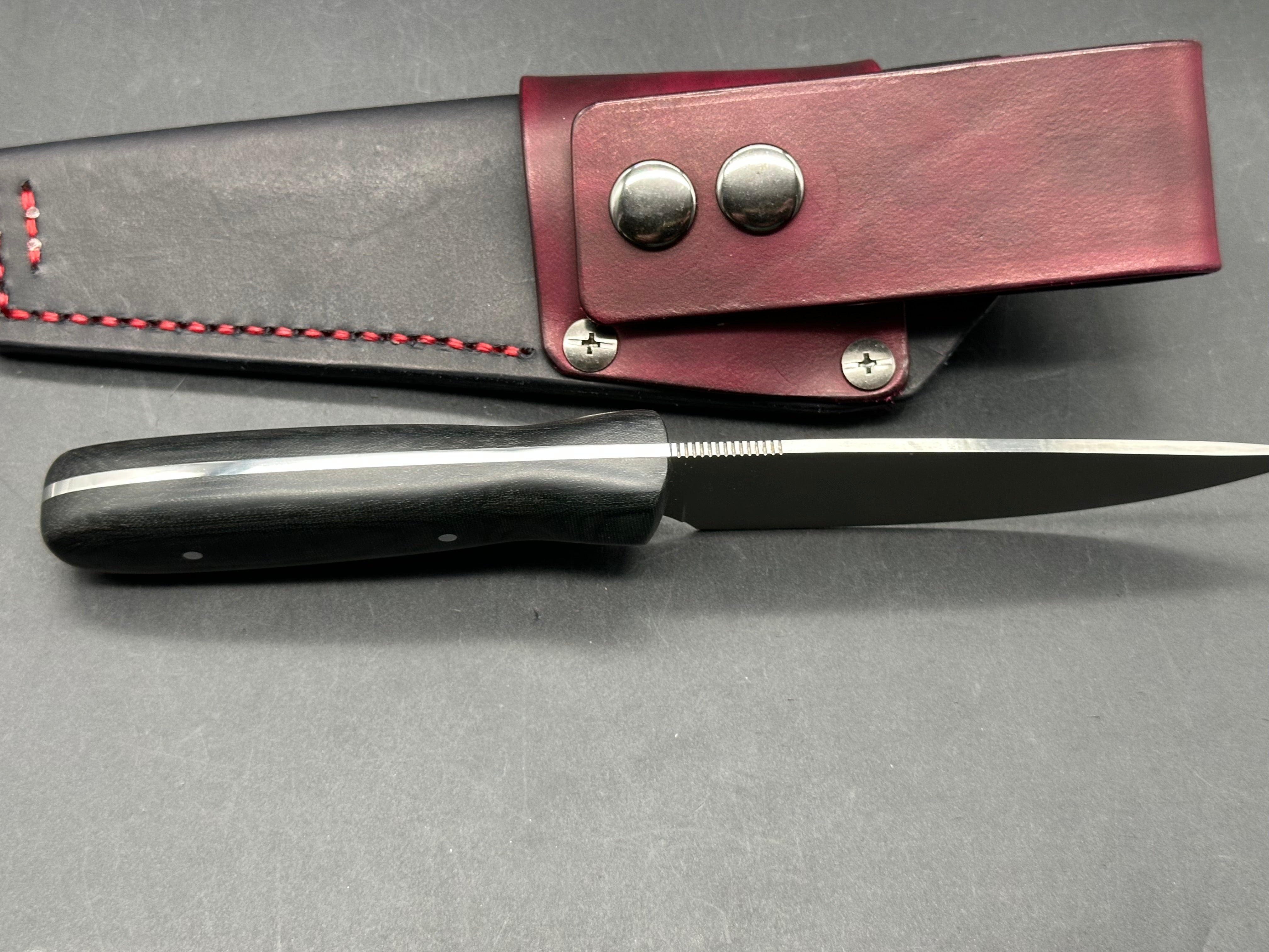 Hand made fixed blade knife and custom sheath