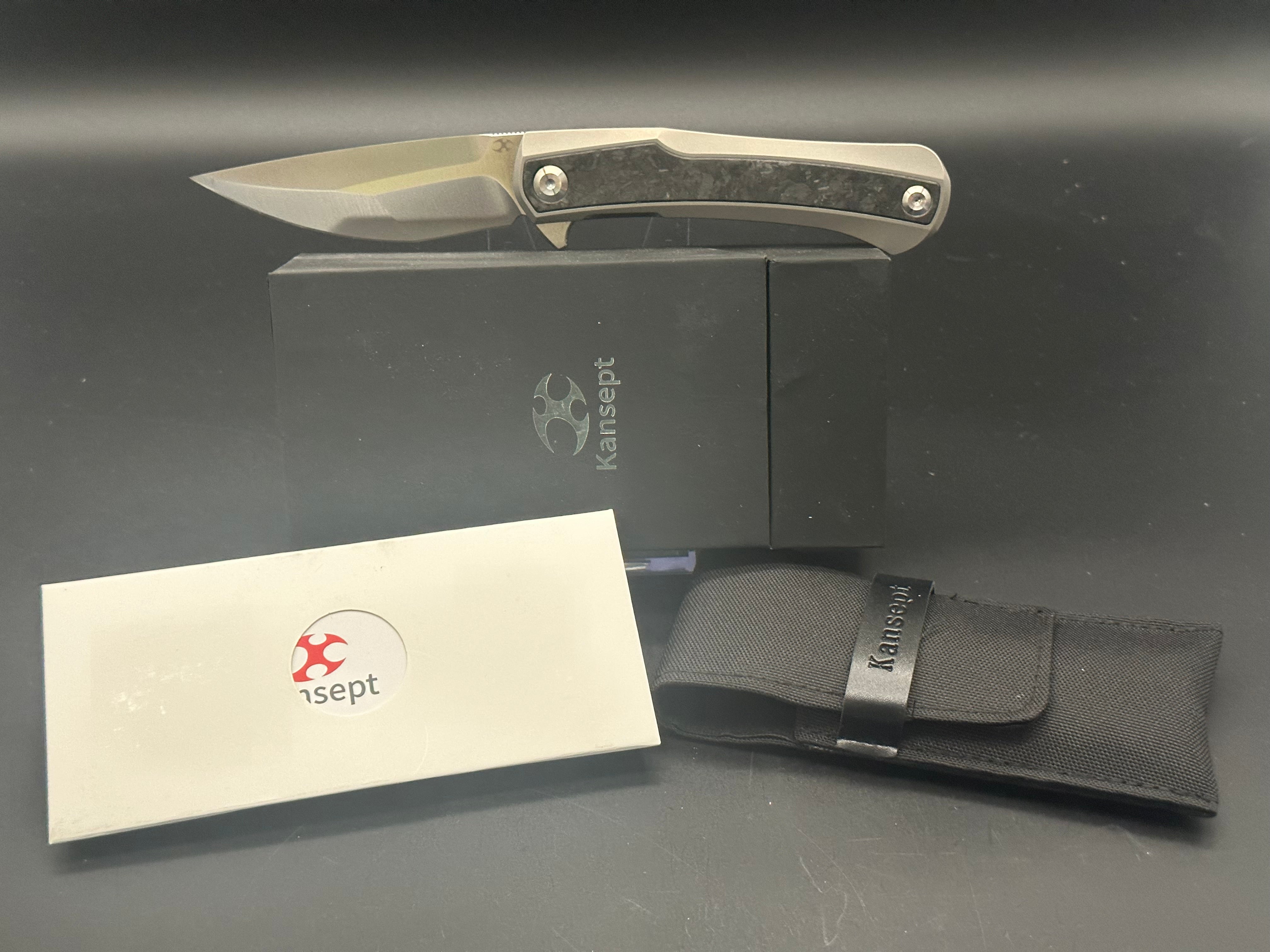 Kansept Ostap Hel Kratos/Silver Titanium Handle + Carbon Fiber