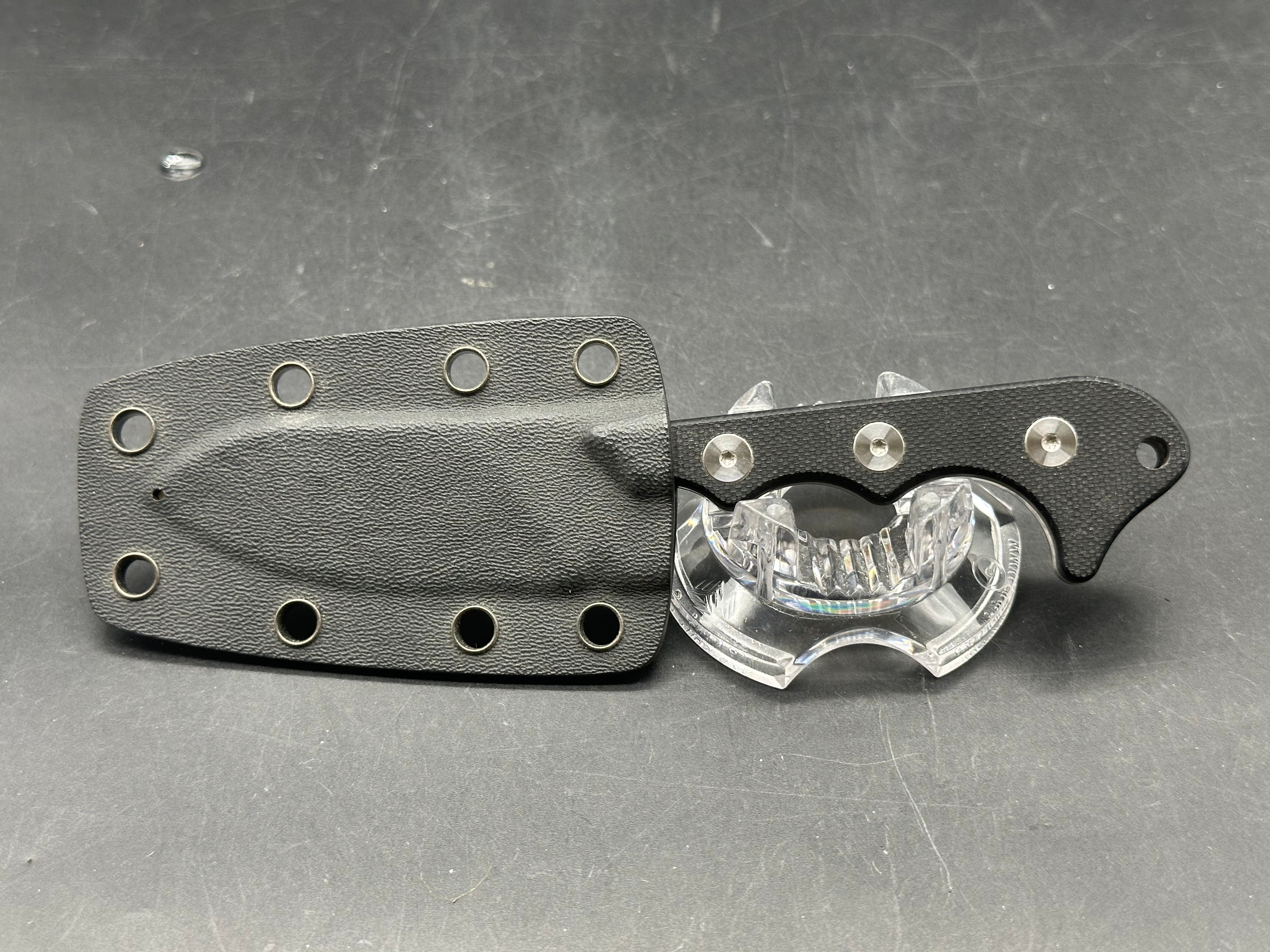 QSP Neckmuk Fixed Blade Neck Knife Black G-10 (2.8" Satin)