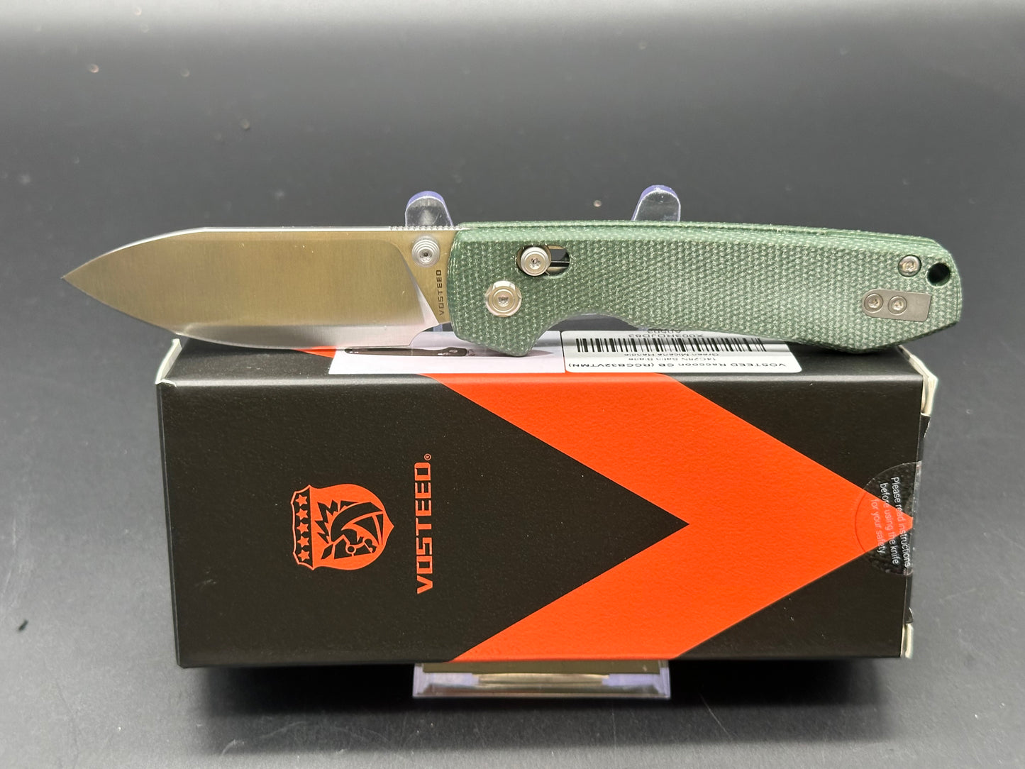 Vosteed Raccoon Cross Bar, 3.25" 14C28N Satin Blade with Green Micarta Handle