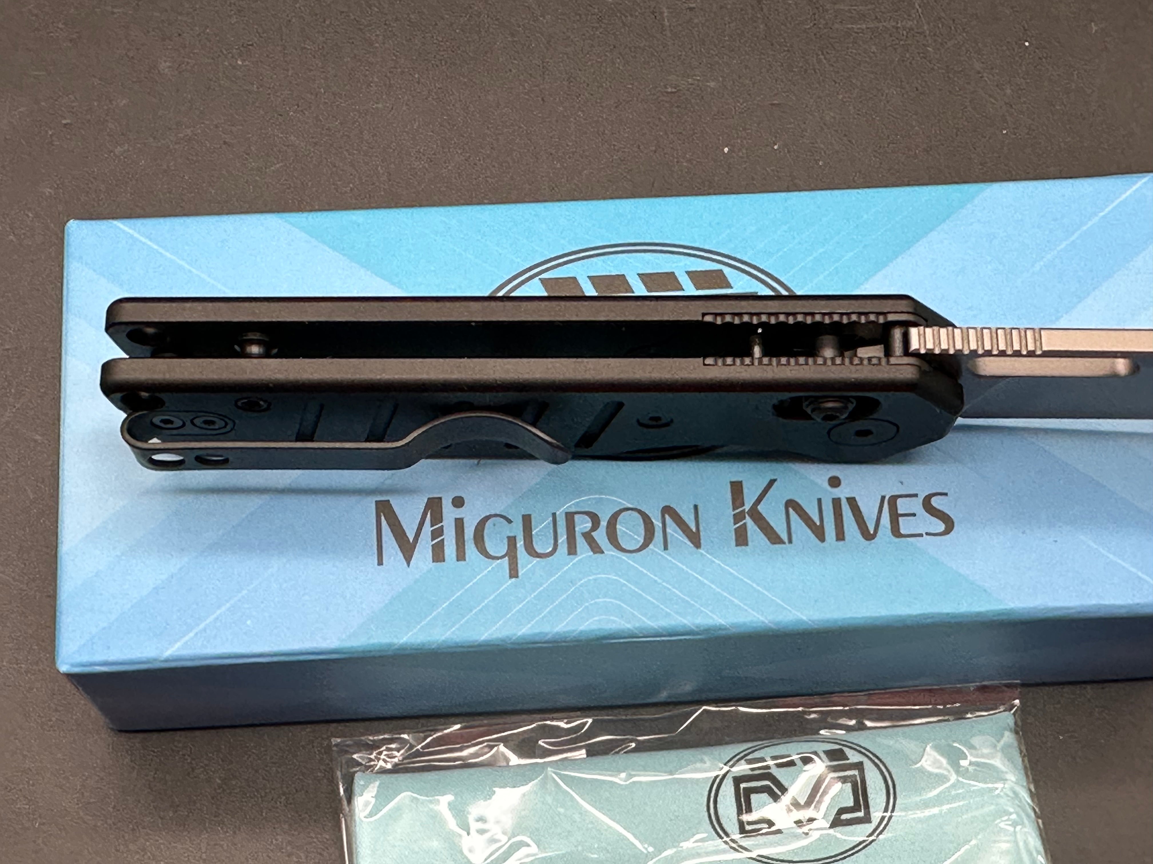 Miguron Gatov, 2.81" D2 Black PVD Blade with Black PVD Aluminum Scales