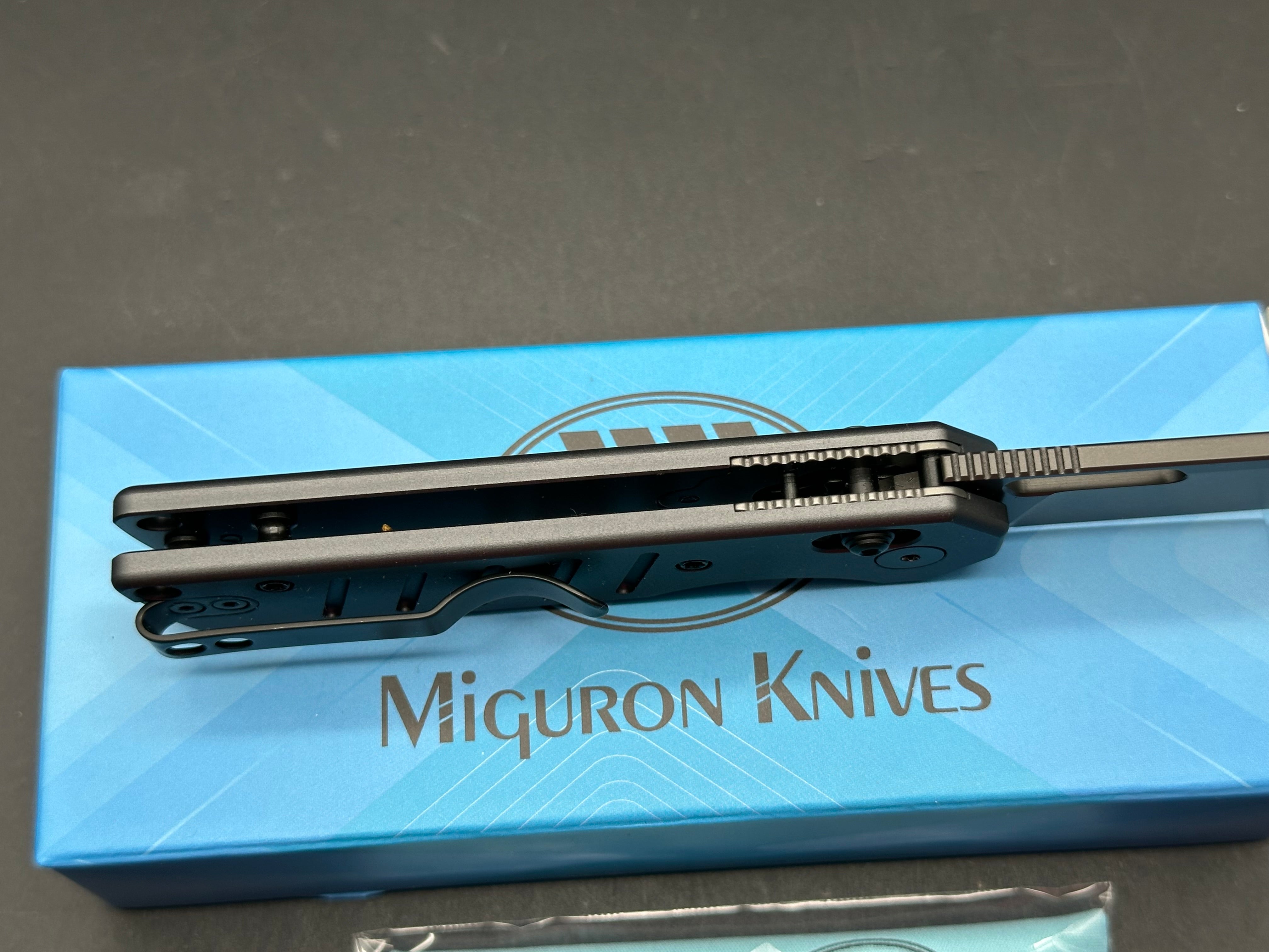 Miguron Gatov, 2.81" D2 Dark Gray PVD Blade with Dark Gray PVD Aluminum Scales