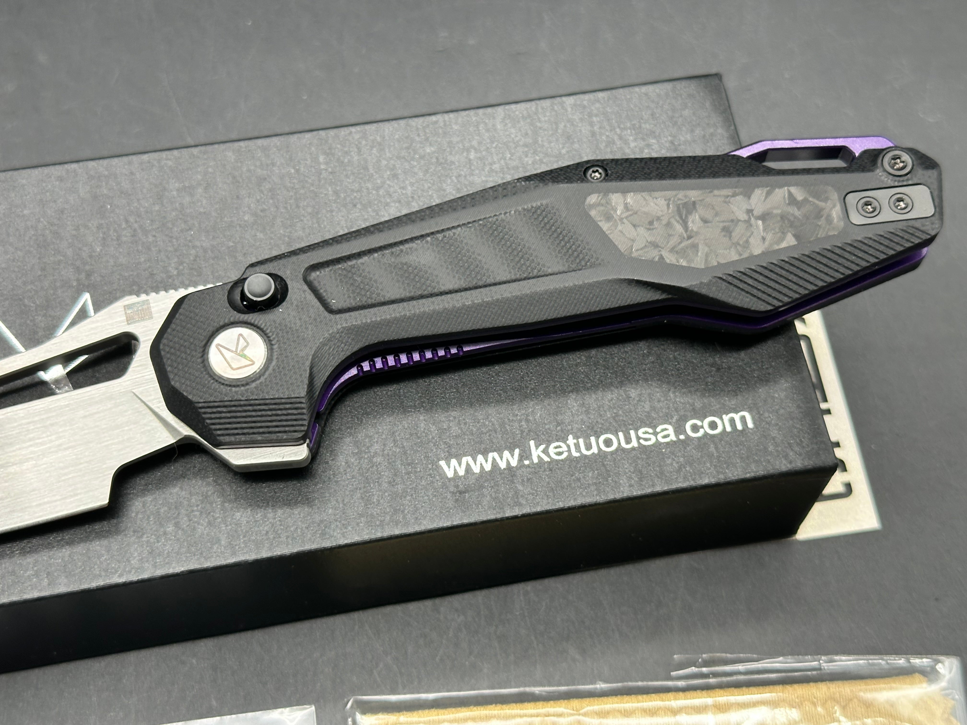Ketuo Knife - Griffin G10/Black G-10 Scales + Shred Carbon Fiber Inlays w/Purple Backspacer & Liners/Harpoon/Hand Rubbed 14C28N
