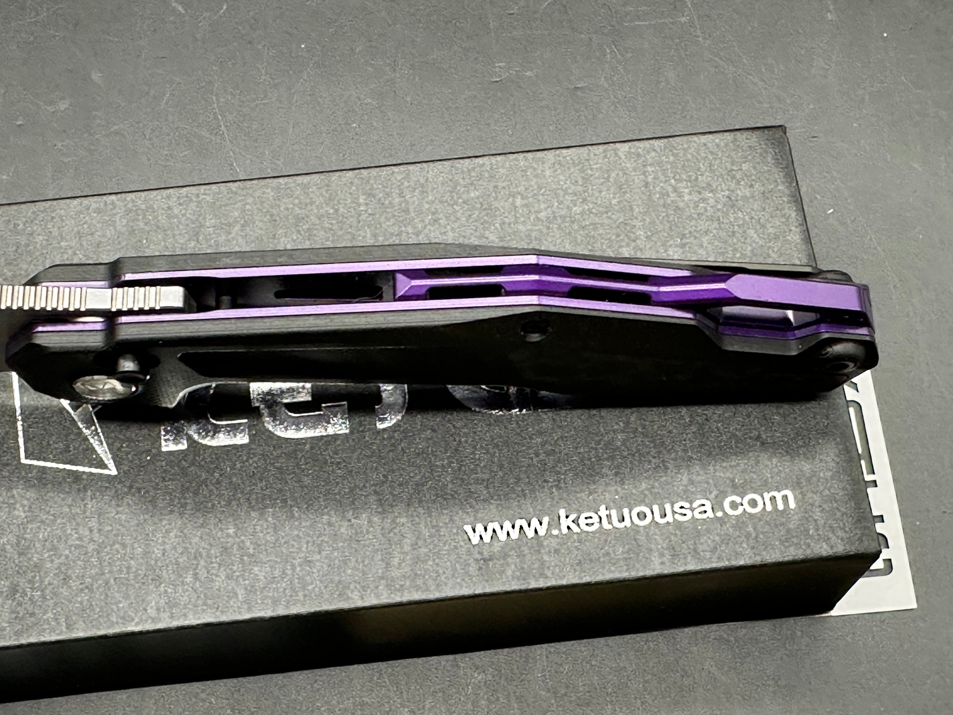 Ketuo Knife - Griffin G10/Black G-10 Scales + Shred Carbon Fiber Inlays w/Purple Backspacer & Liners/Harpoon/Hand Rubbed 14C28N