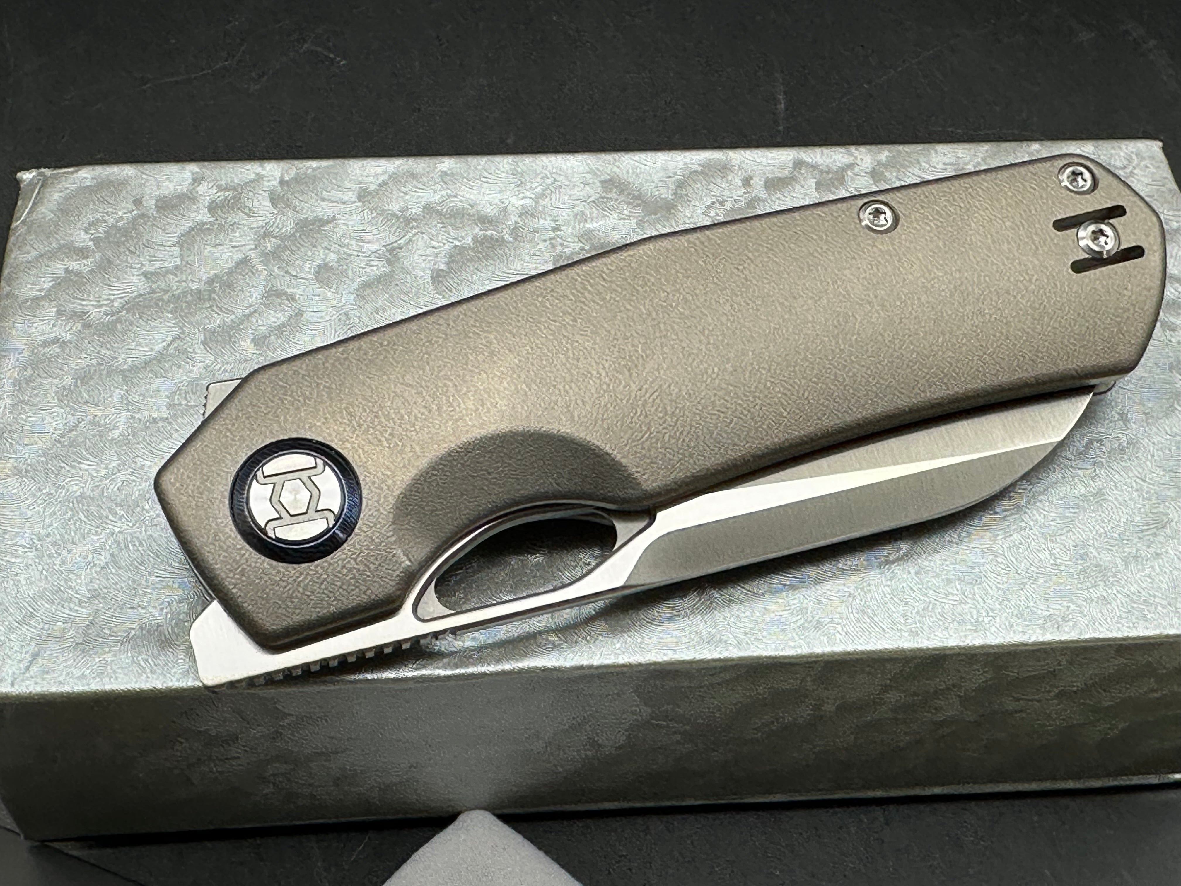 Kunwu S-Tao II (S703L-T2), Satin Vanax Blade, Contoured Ti Handles with Orange Peel Texture, Timascus Pivot Collars, Contoured Ti Pocket Clip