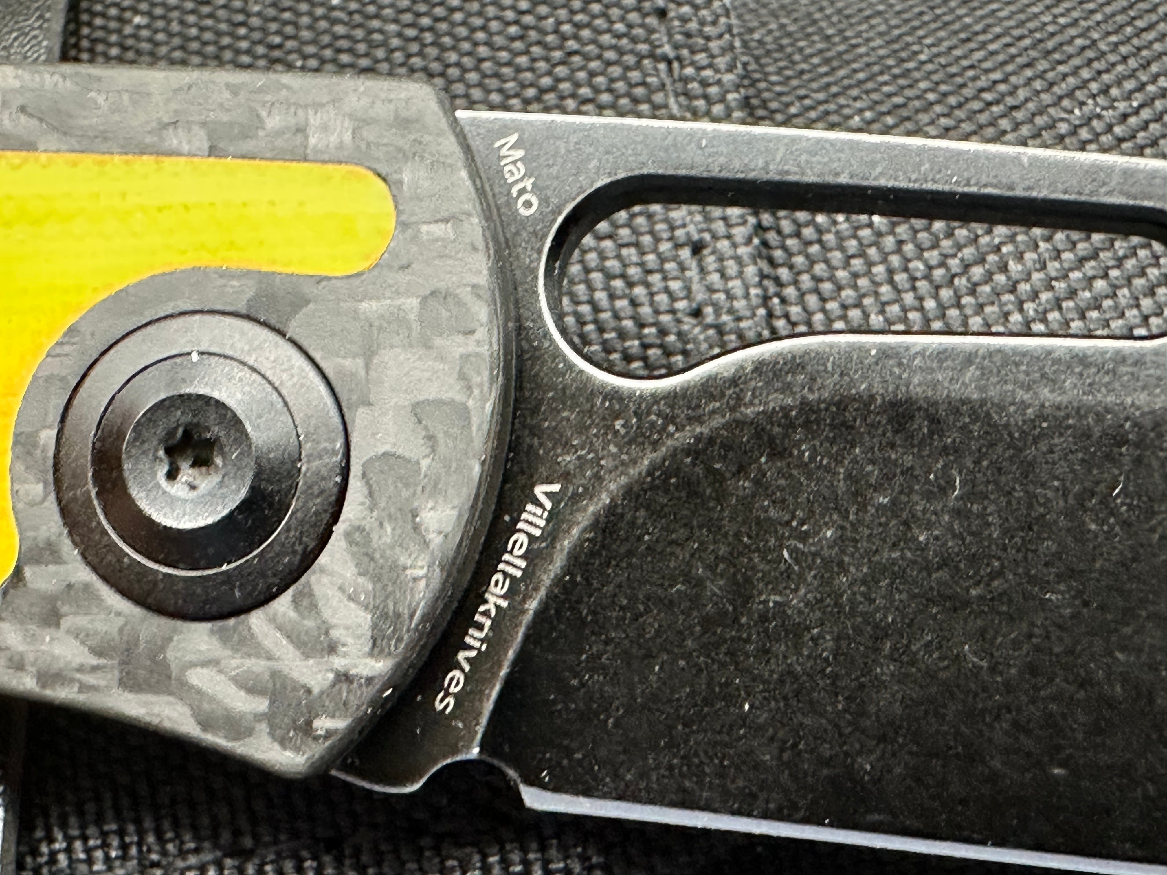 Kansept Mato Black stonewashed CPM S35VN blade twill carbon fiber