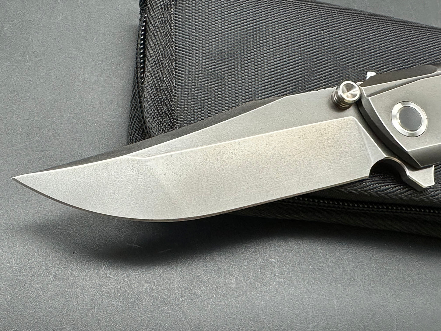 WE Knife Co. Ezinta Frame Lock Knife Gray Titanium (3.9" Gray M390)