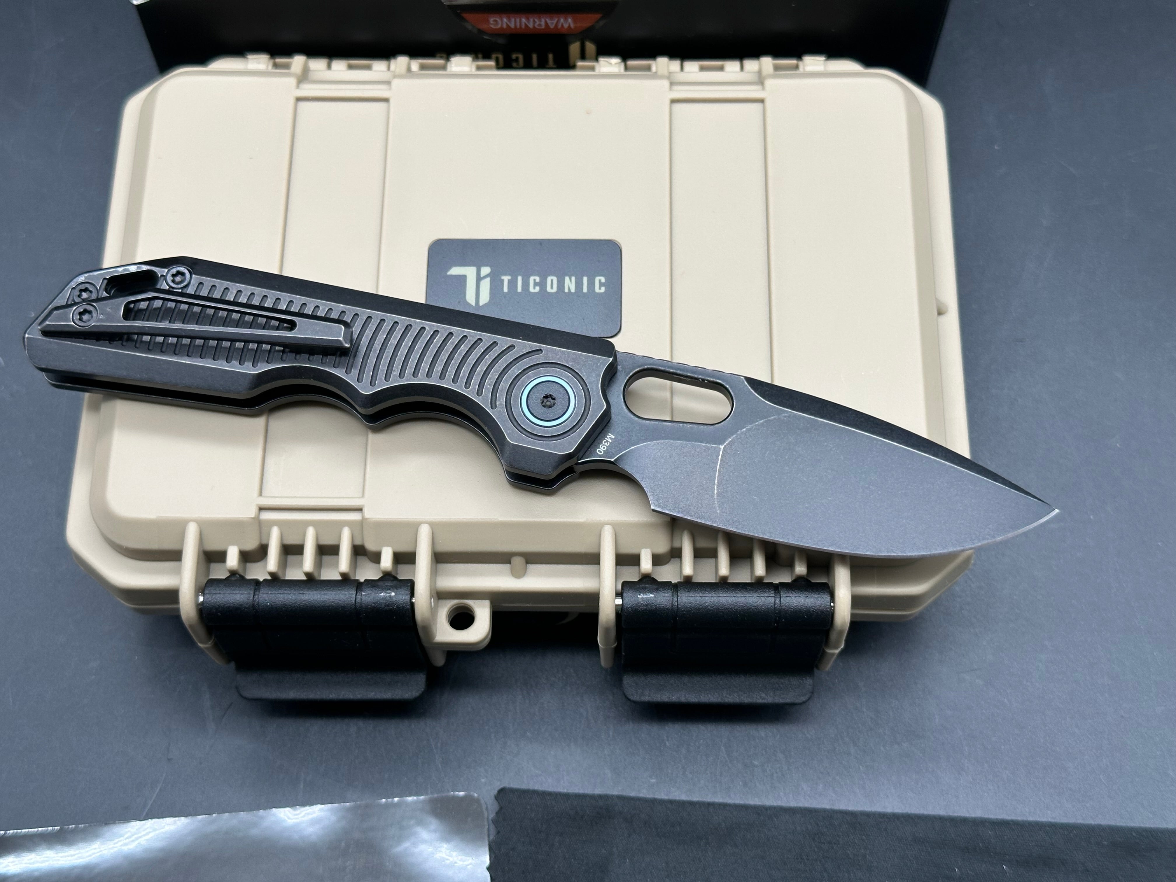 Ticonic 1 (J0104), Black Stonewashed M390 Blade, Black Stonewashed Titanium Handles with Radial Milling, Black Stonewashed Pocket Clip