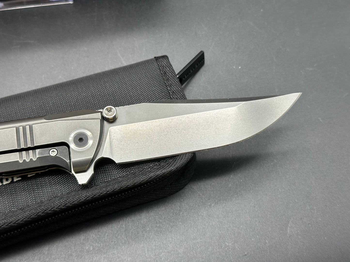 WE Knife Co. Ezinta Frame Lock Knife Gray Titanium (3.9" Gray M390)