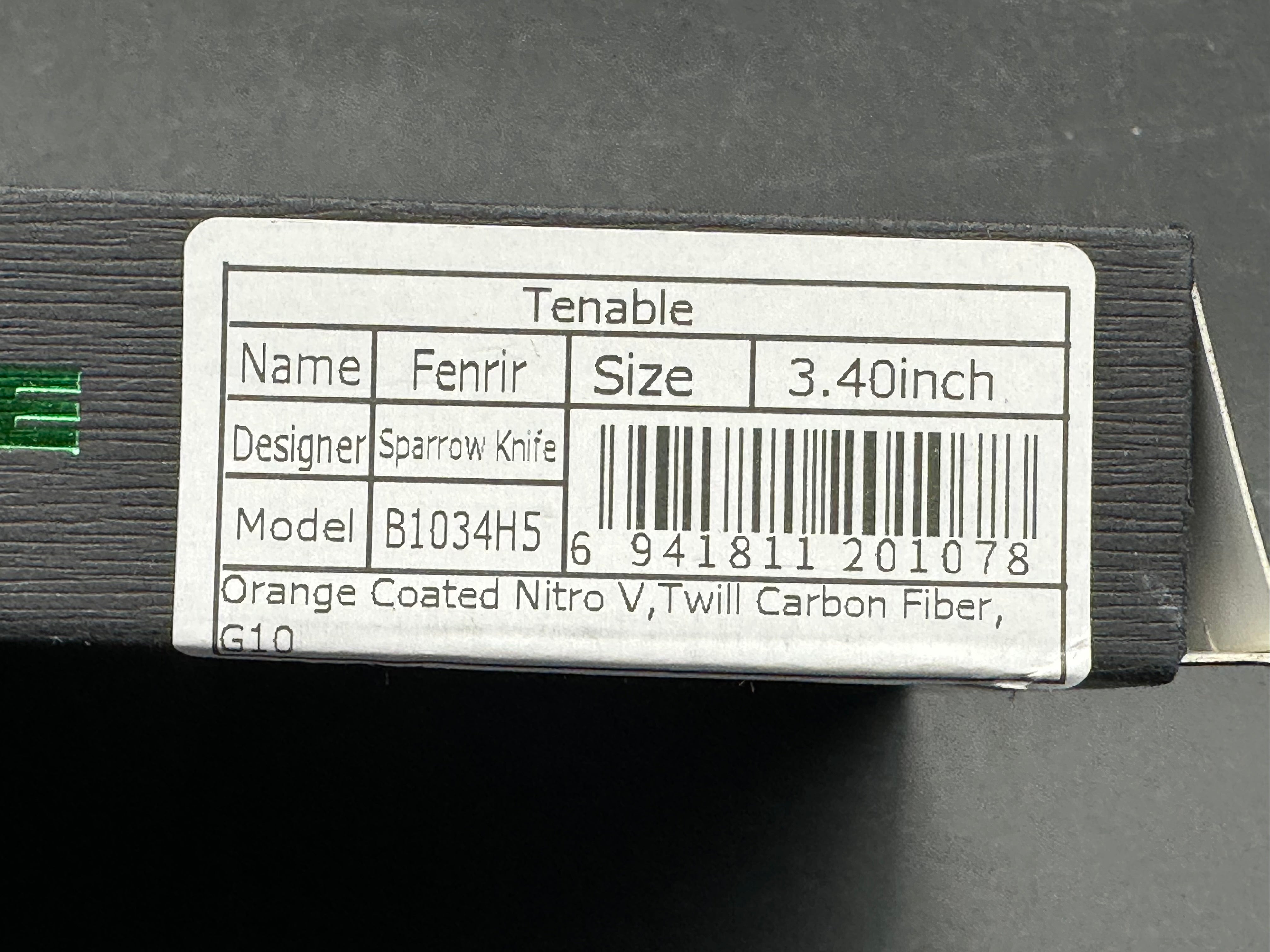 Tenable Fenrir black CF handle w/ orange coated Nitro V blade